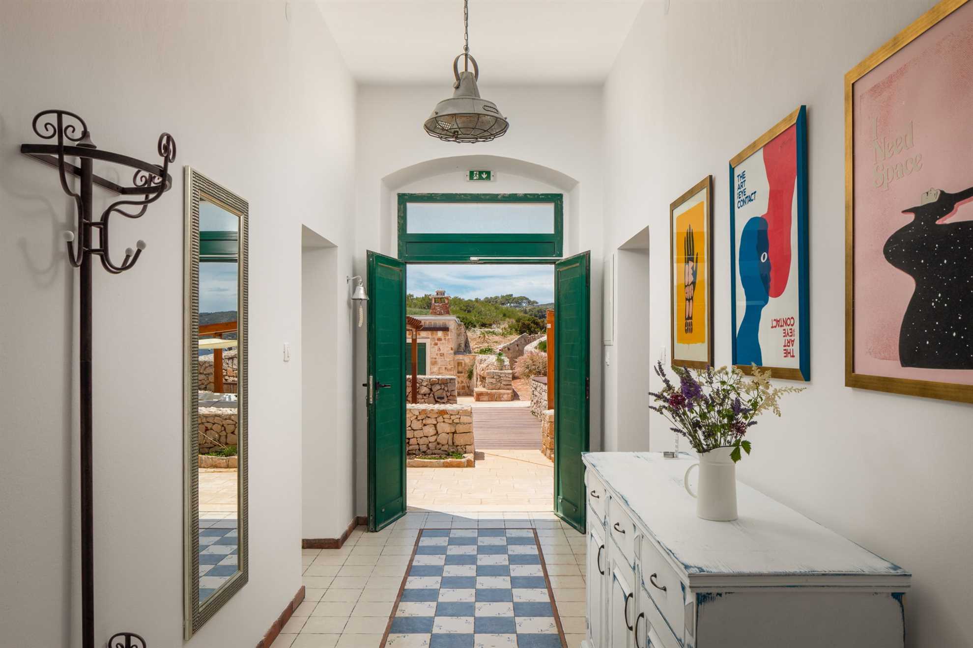 Luxury Villa Lighthouse Beyond