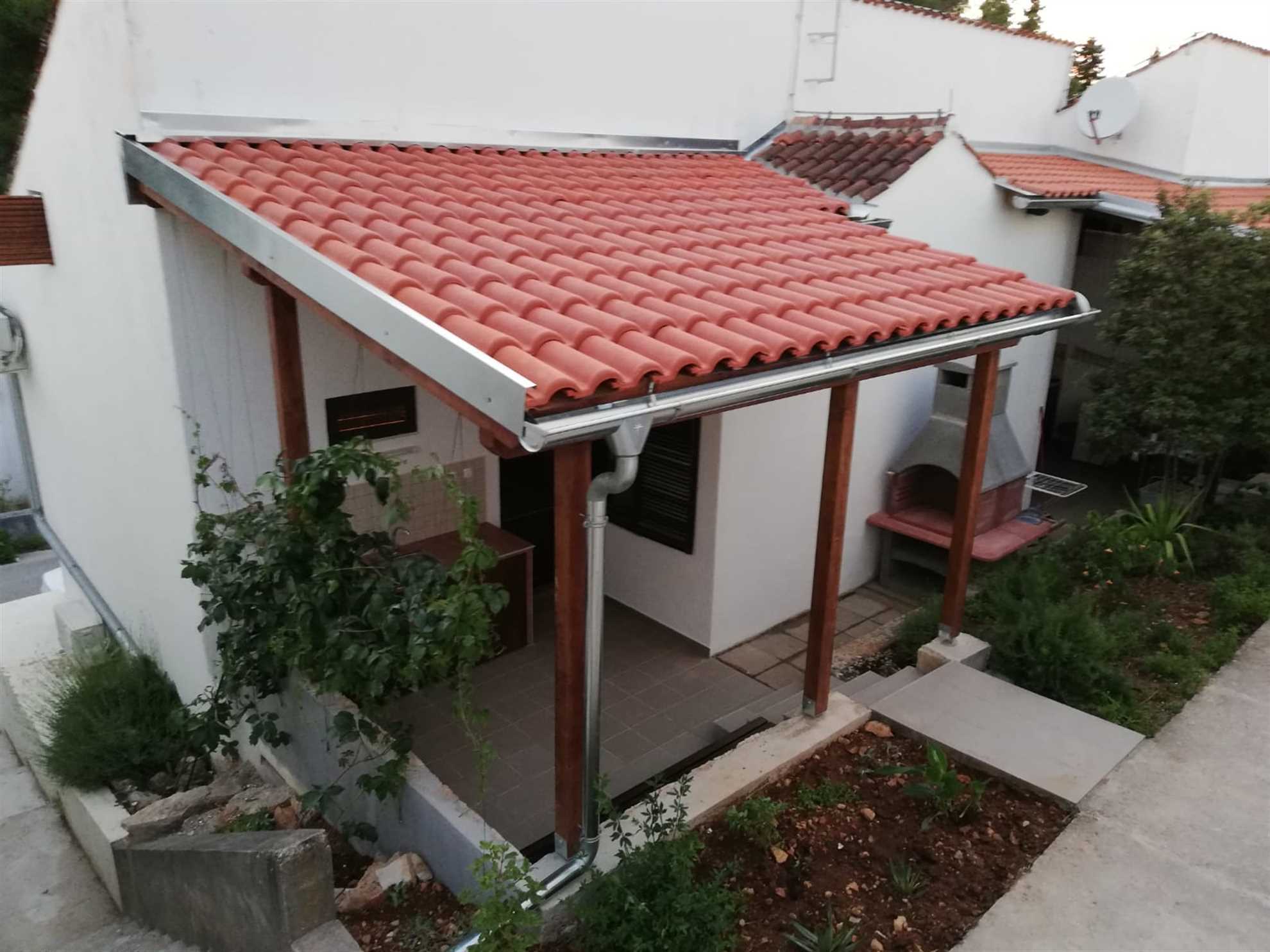 Apartment Green on Solta Island
