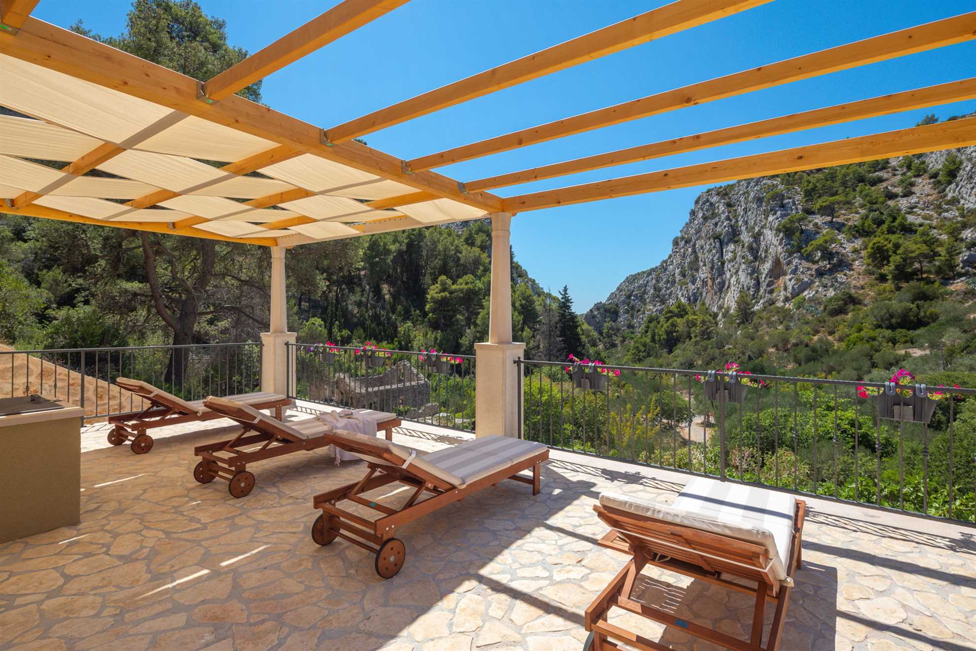 Country Villa Hvar Hill with Pool