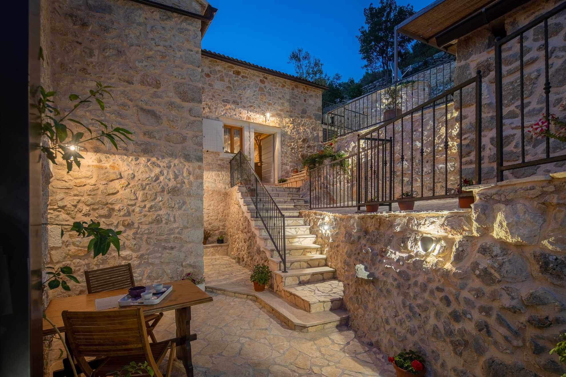 Country Villa Hvar Hill with Pool