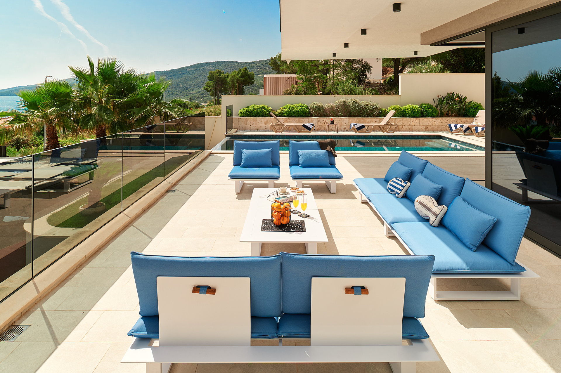 Luxury Villa Posh Plum with Pool