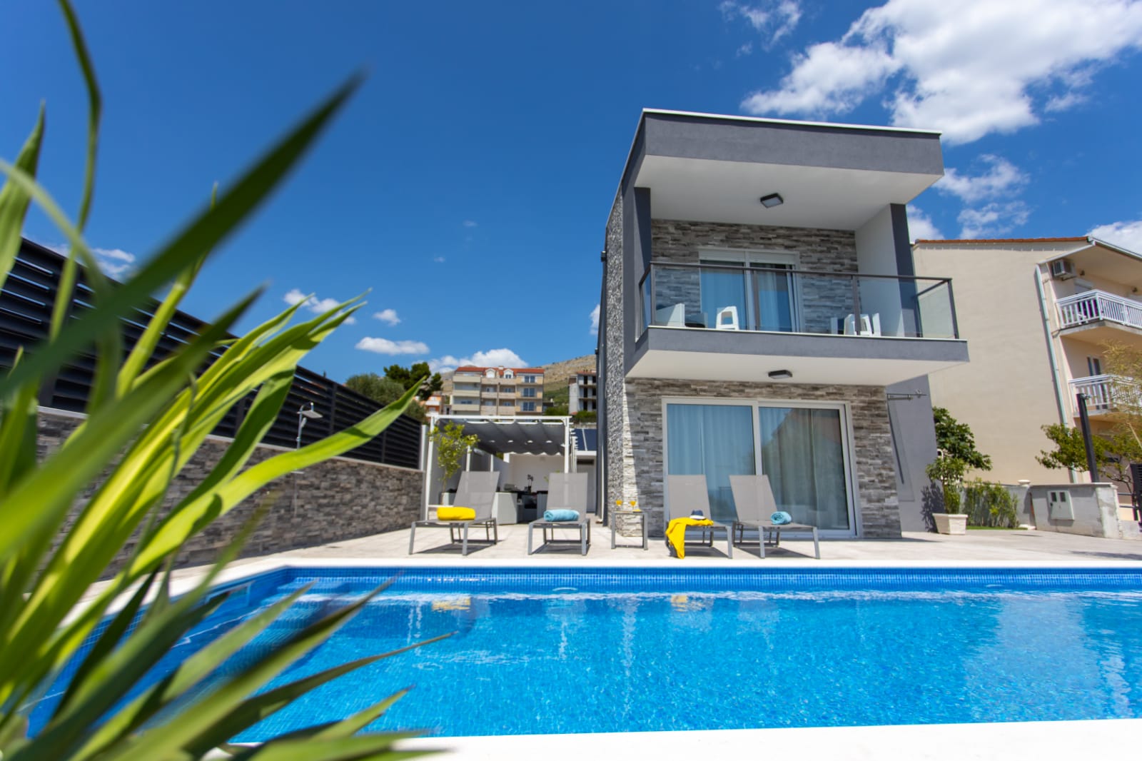 Villa Florentina with Heated Pool