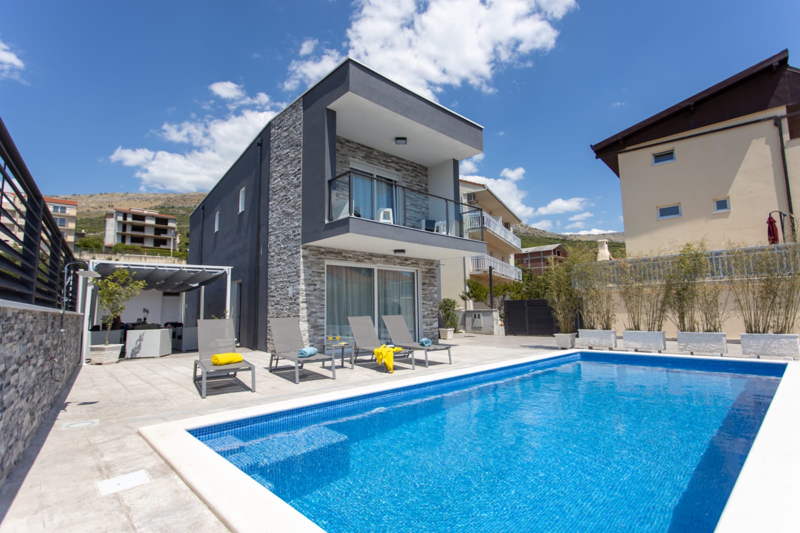 Villa Florentina with Heated Pool