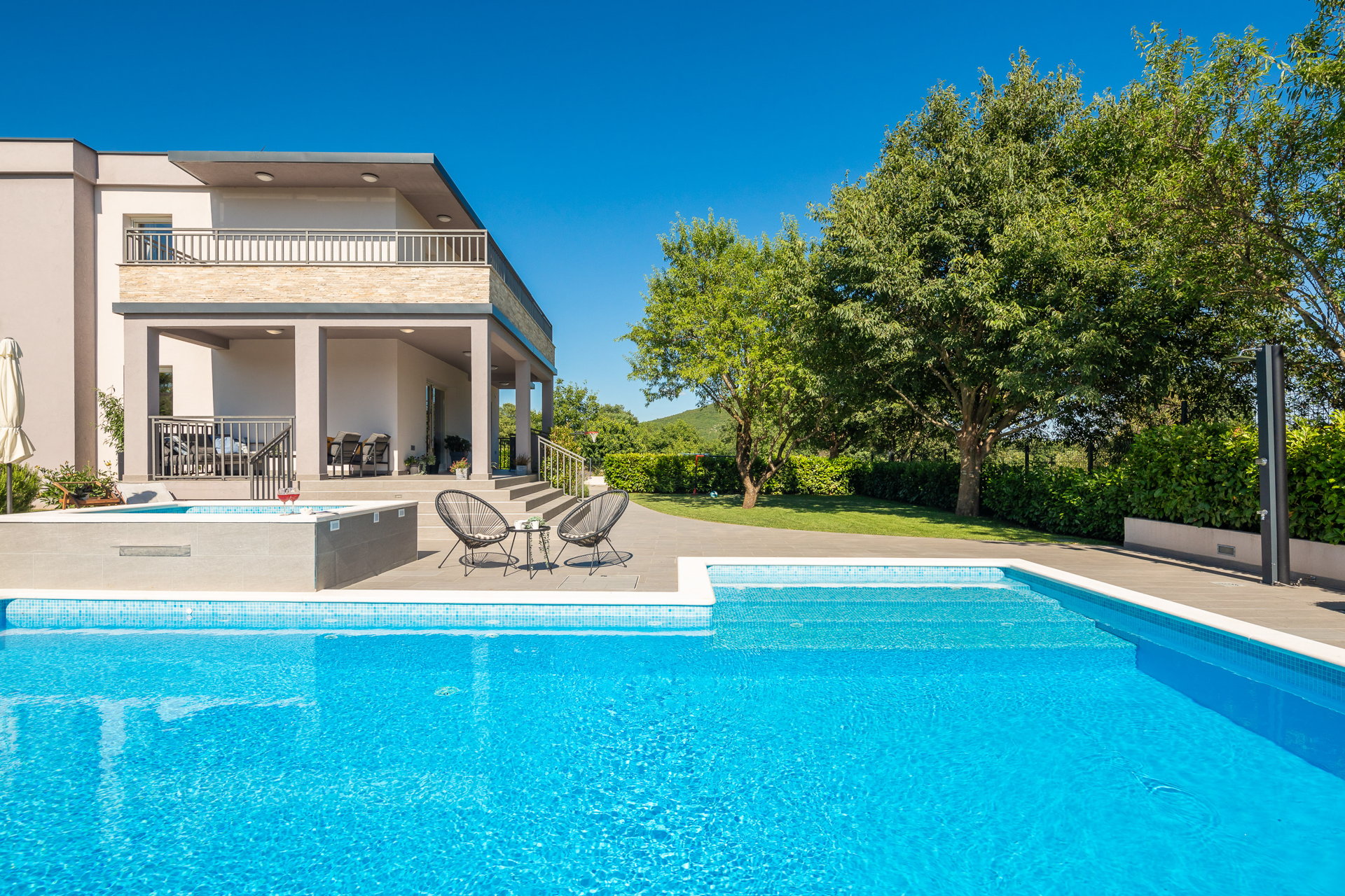 Villa Verde with Pool
