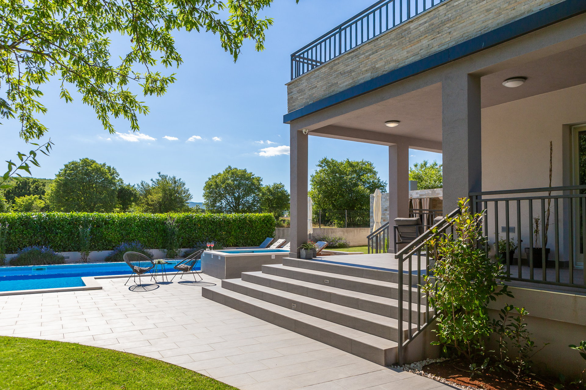 Villa Verde with Pool