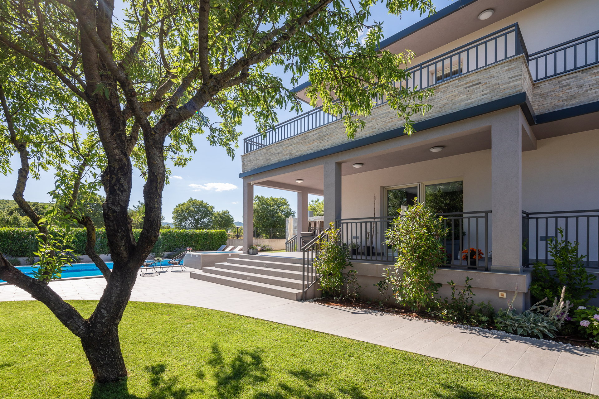 Villa Verde with Pool
