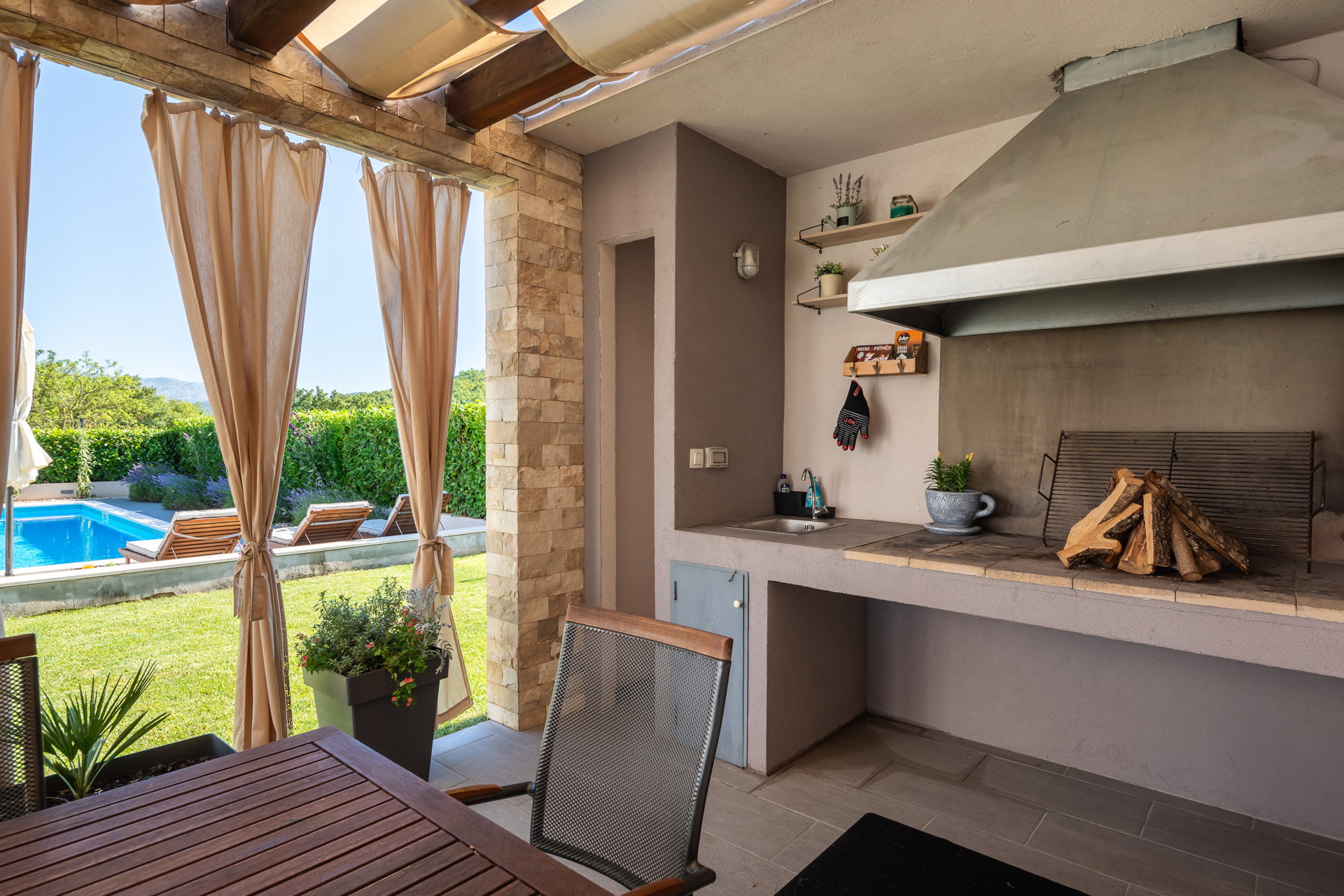 Villa Verde with Pool
