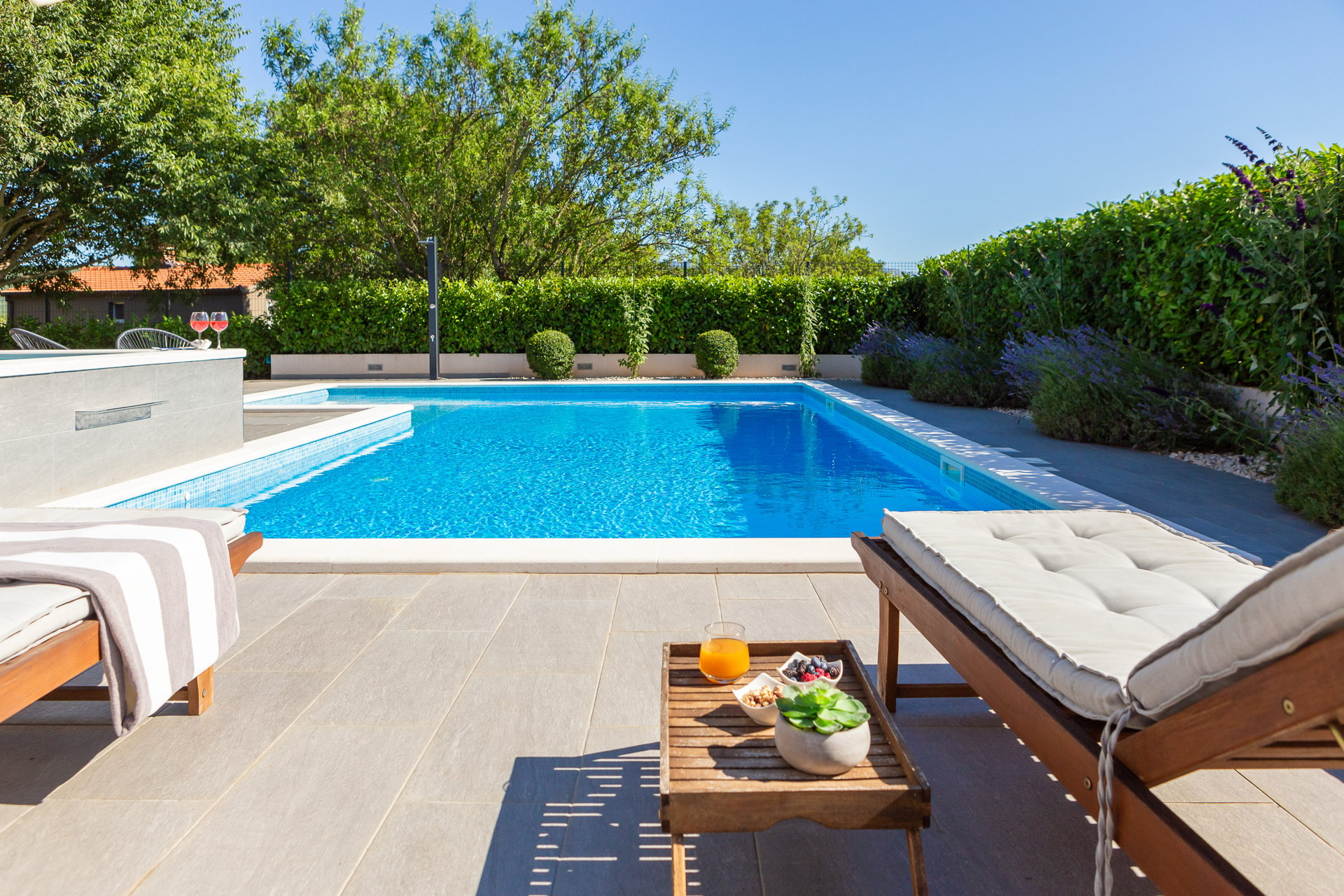 Villa Verde with Pool