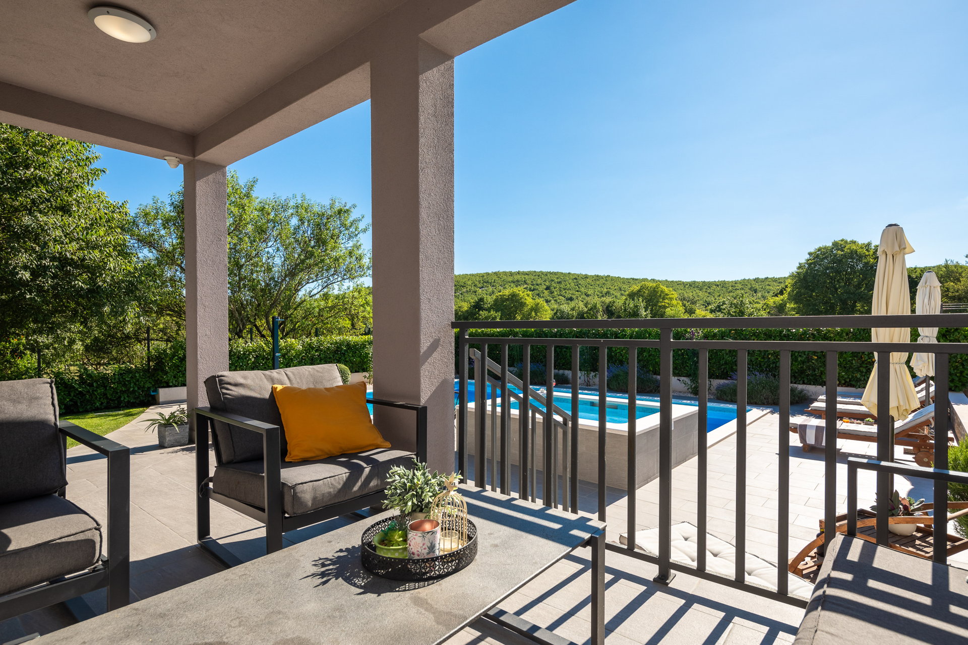 Villa Verde with Pool