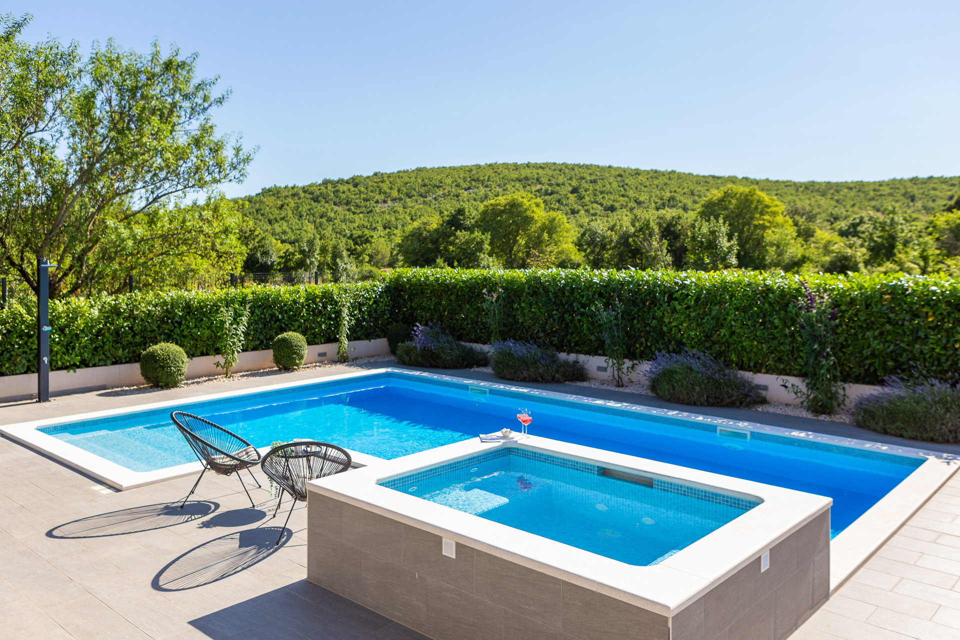 Villa Verde with Pool