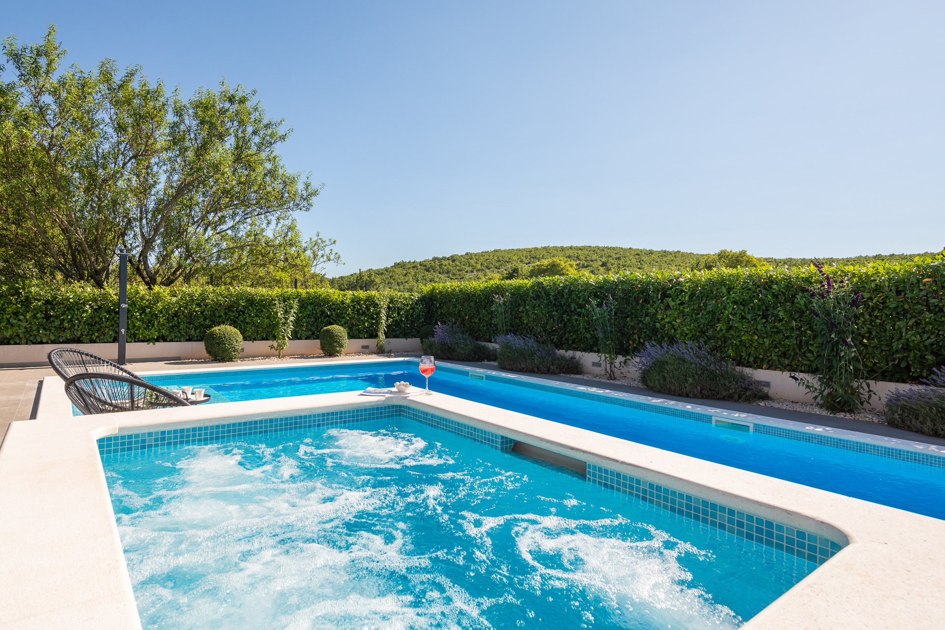 Villa Verde with Pool