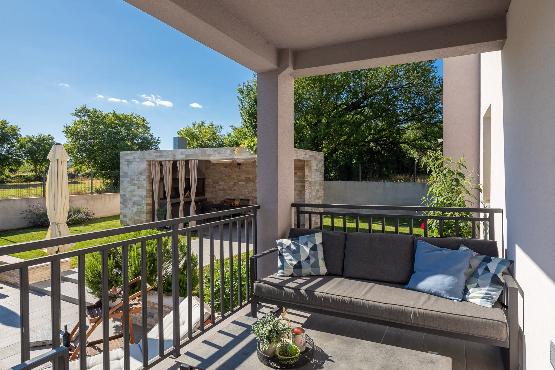 Villa Verde with Pool