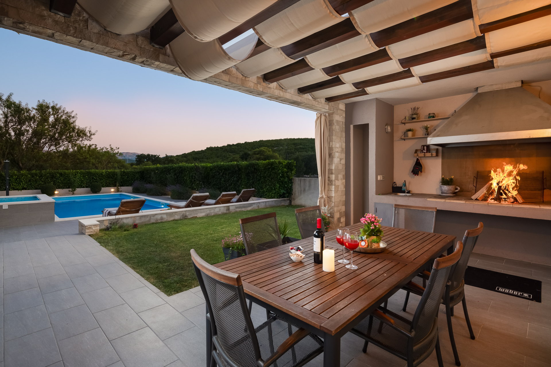 Villa Verde with Pool