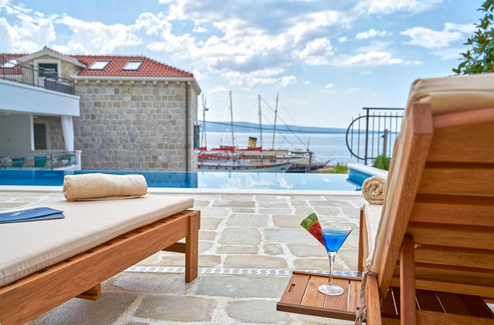 Luxury Villa Indigo with Pool