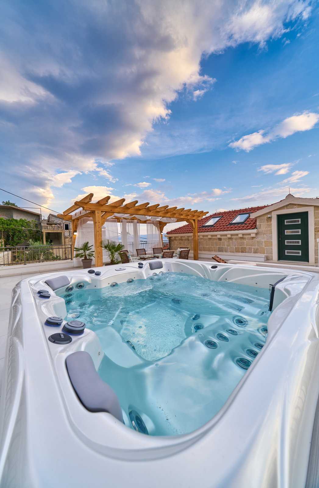 Luxury Villa Indigo with Pool