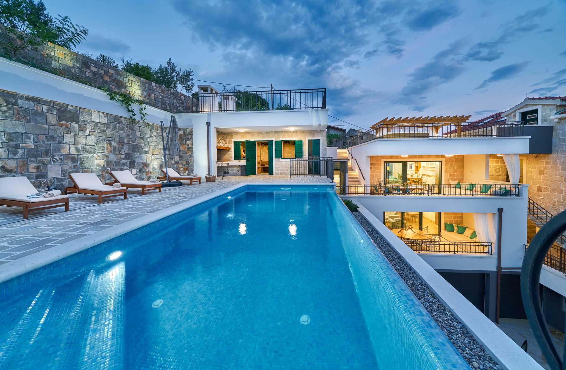 Luxury Villa Indigo with Pool