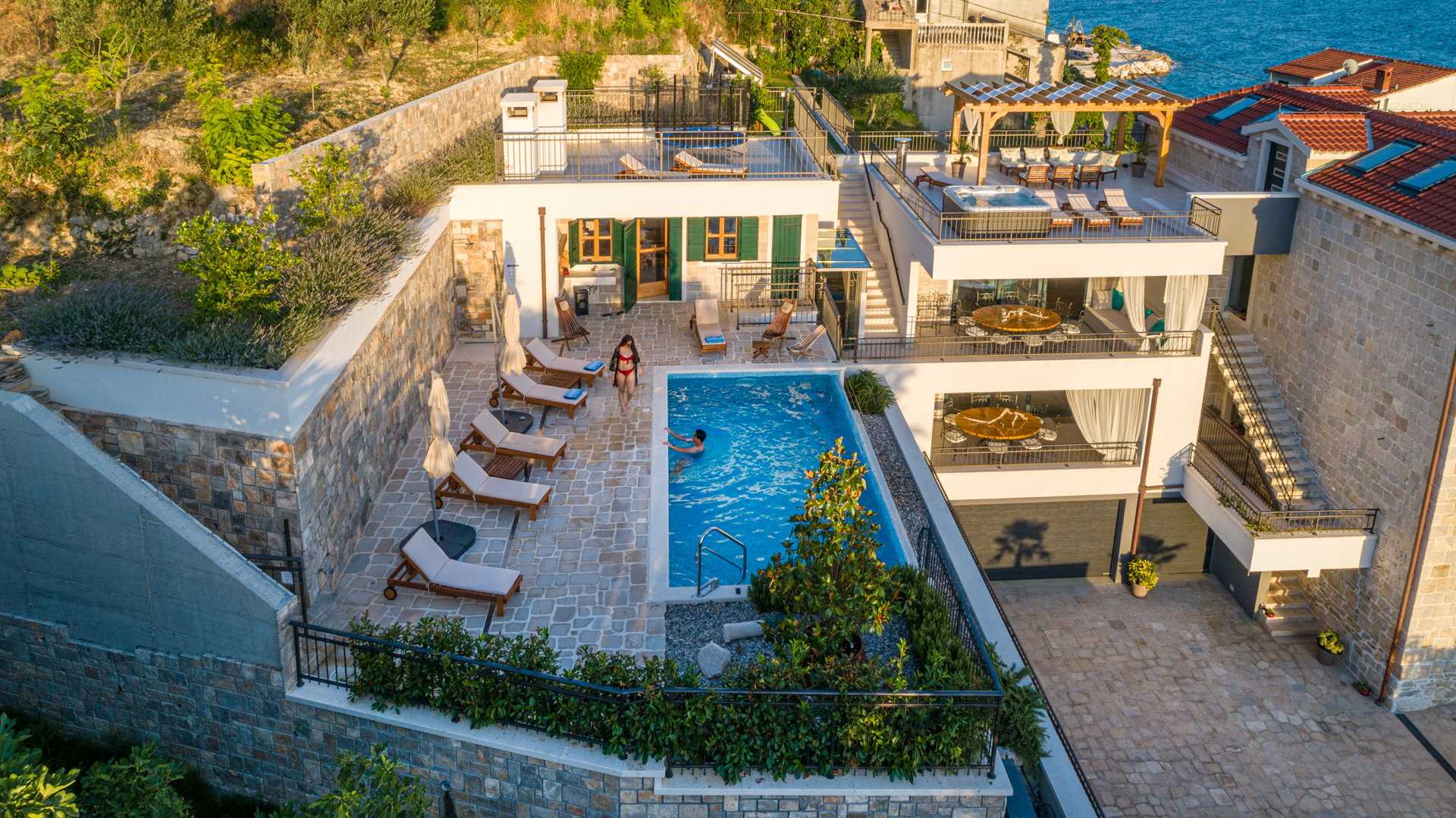 Luxury Villa Indigo with Pool