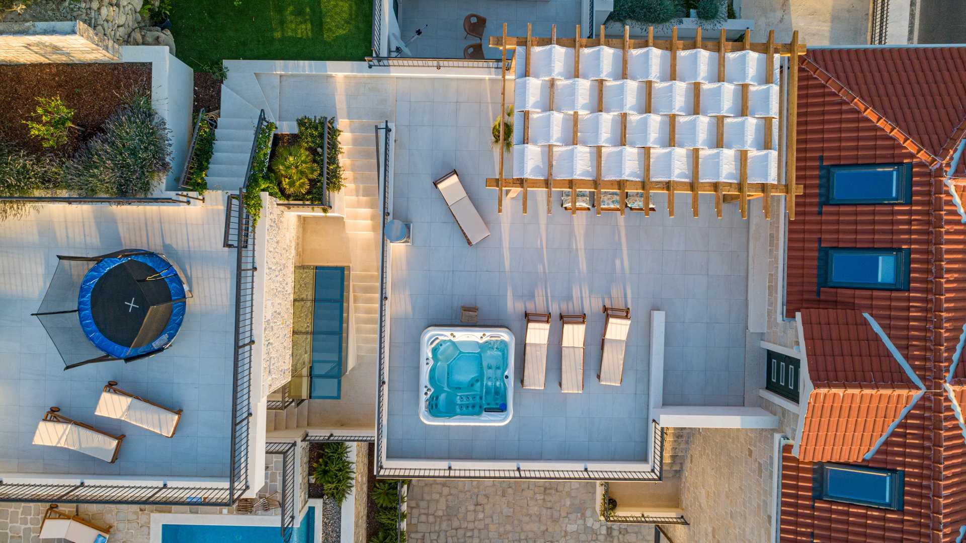 Luxury Villa Indigo with Pool