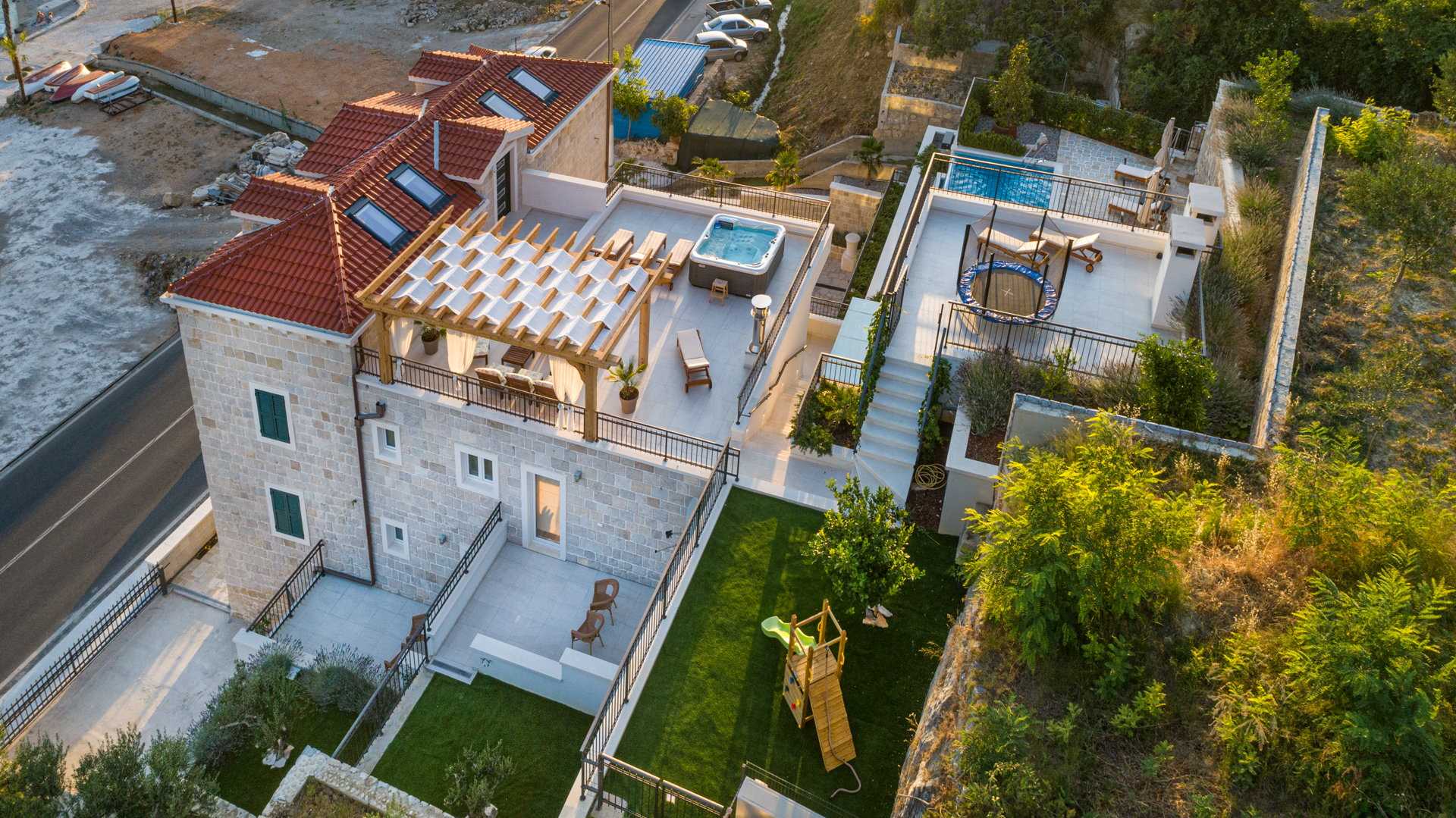 Luxury Villa Indigo with Pool