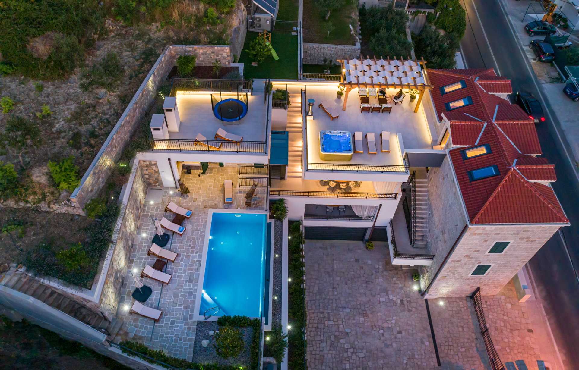 Luxury Villa Indigo with Pool