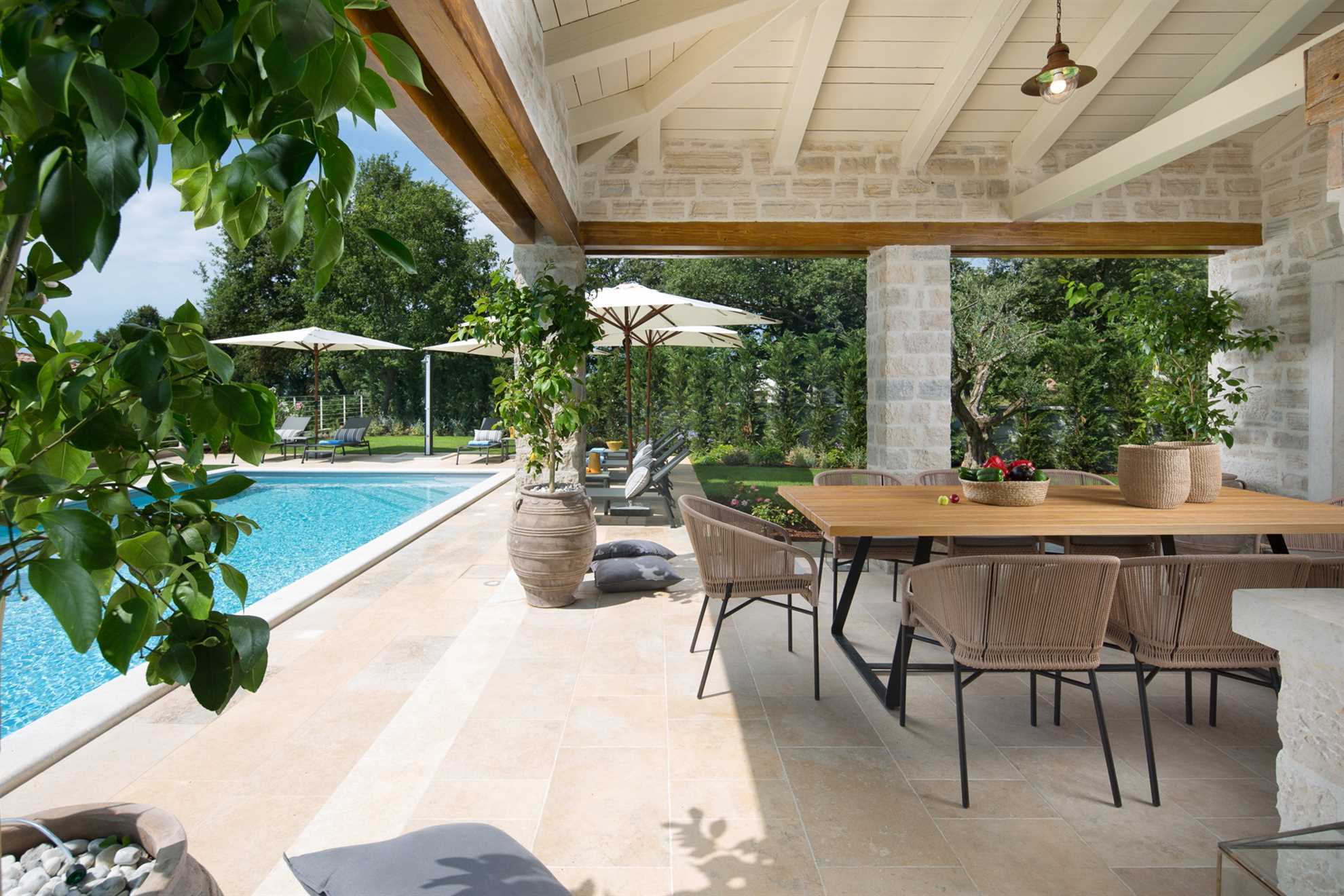 Villa Romanza with Pool