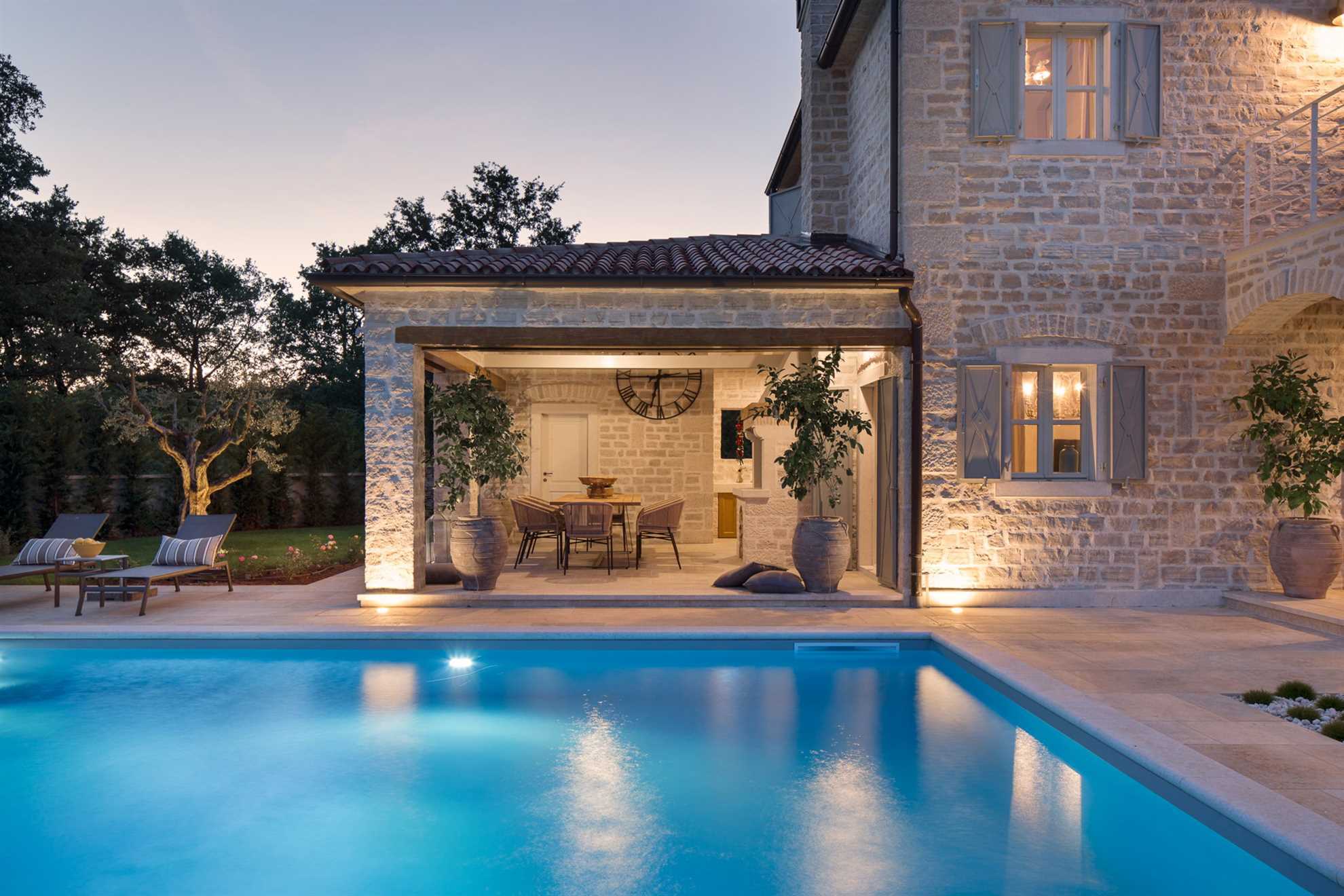 Villa Romanza with Pool
