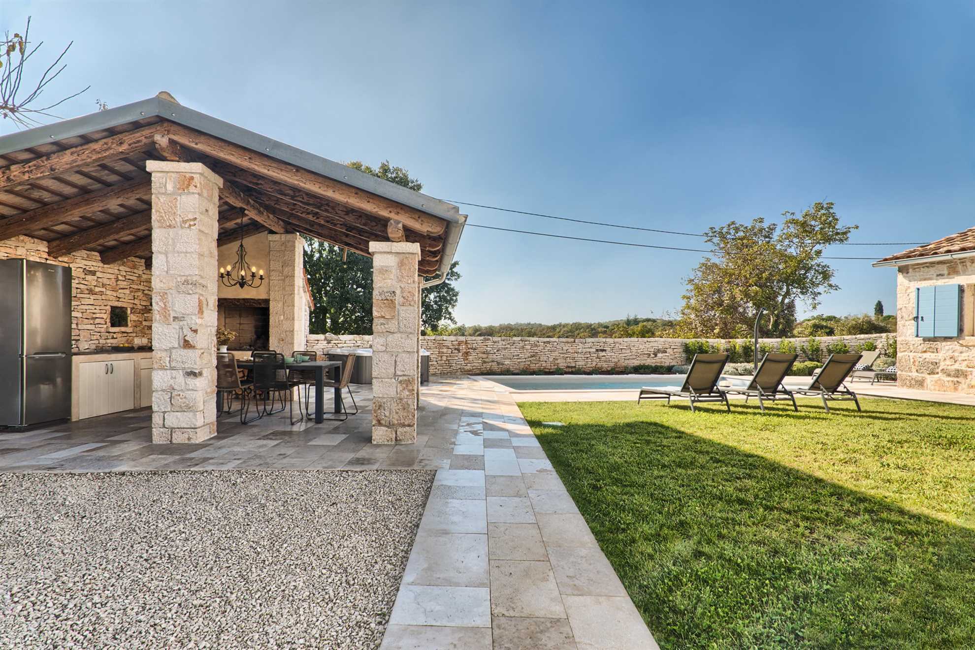 Villa Pietra mit Pool