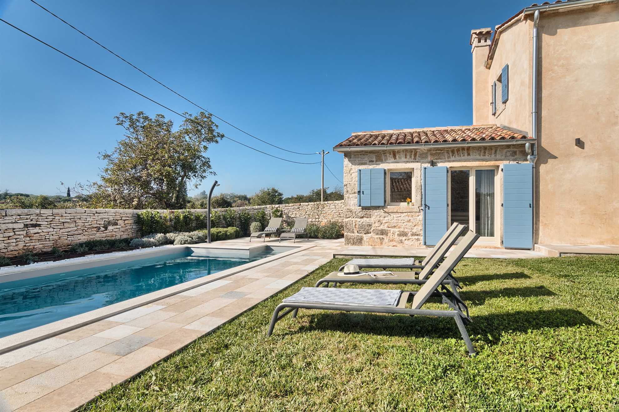 Villa Pietra mit Pool