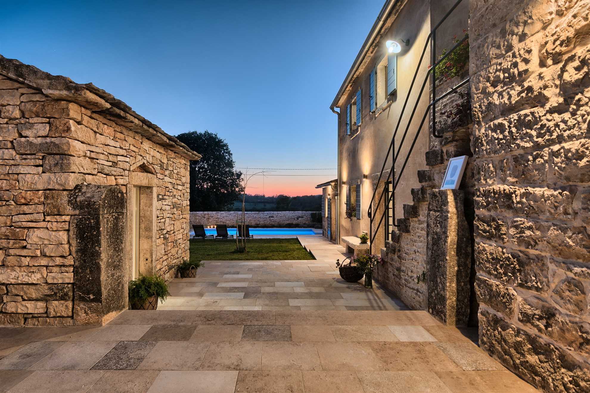 Villa Pietra mit Pool
