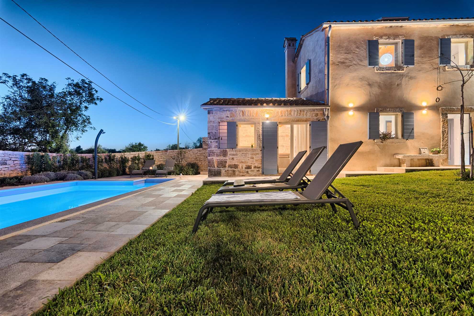 Villa Pietra mit Pool