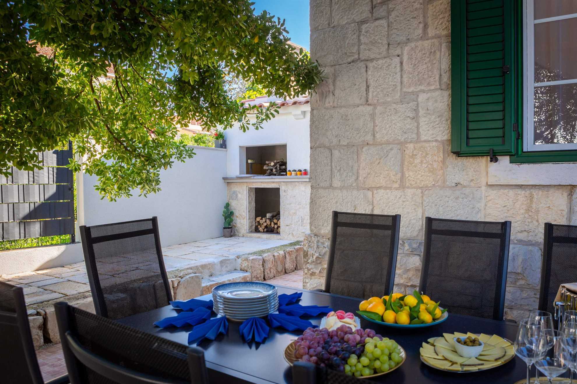 Luxury Villa Citadella with Pool