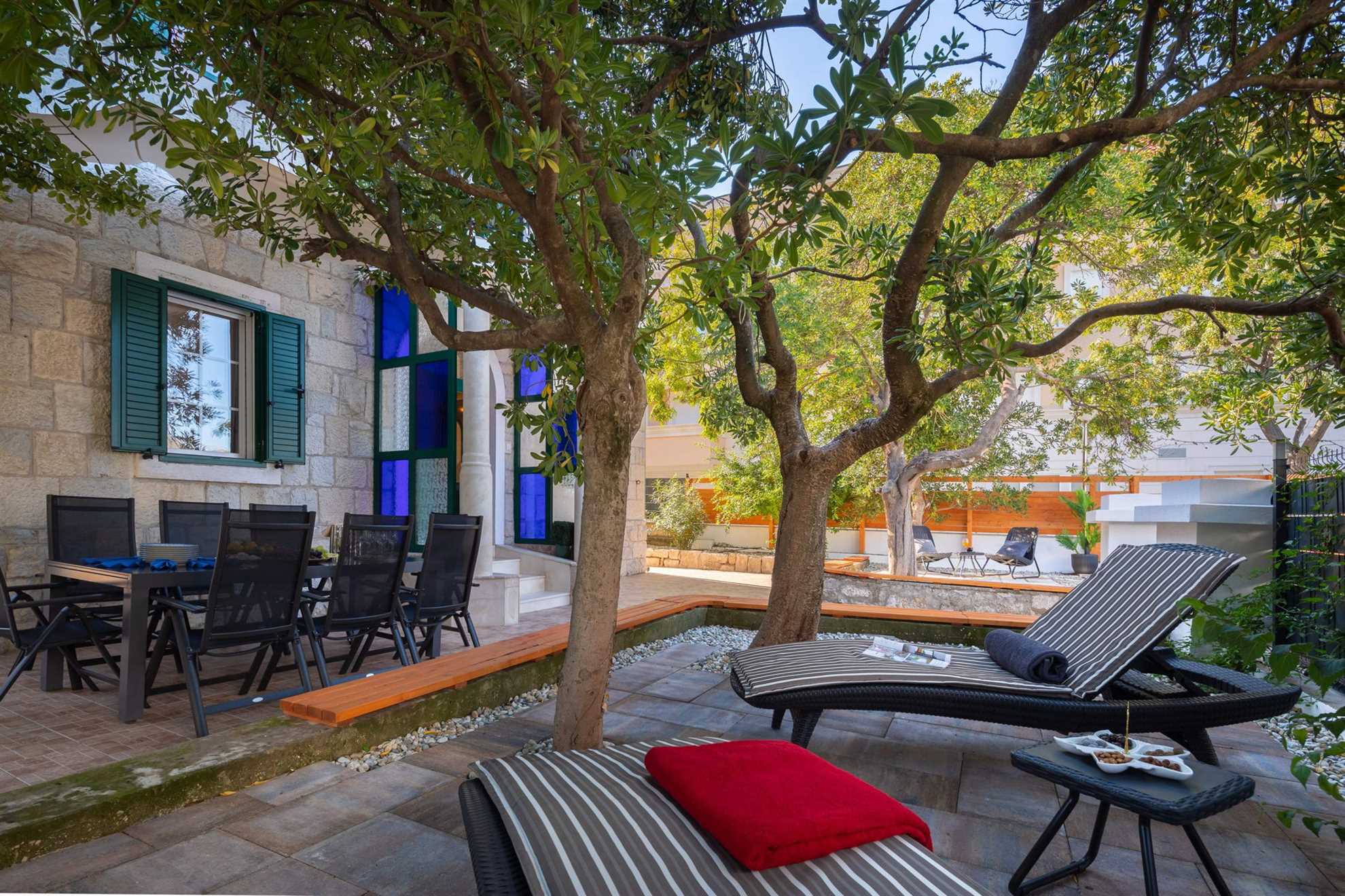 Luxury Villa Citadella with Pool