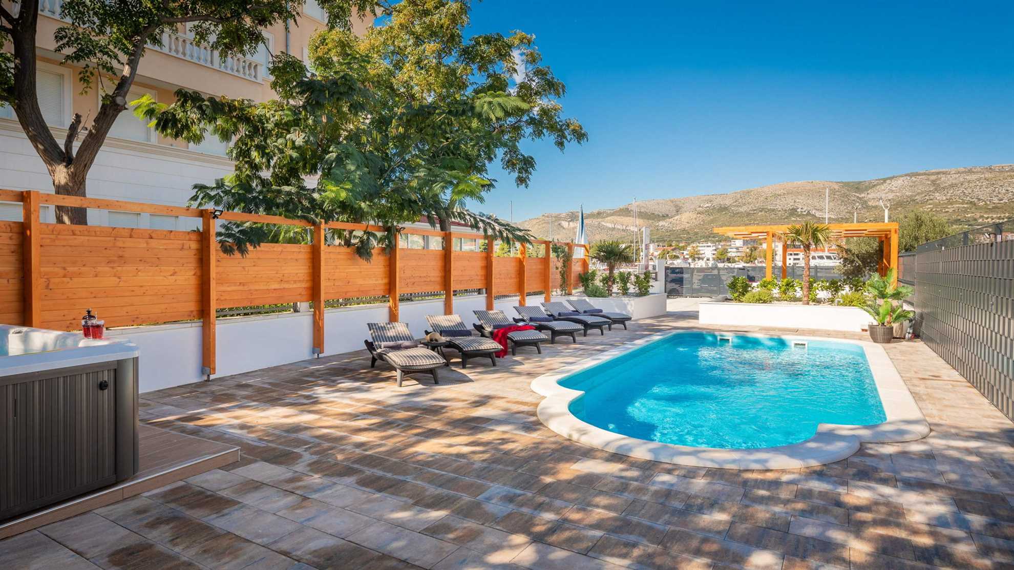 Luxury Villa Citadella with Pool