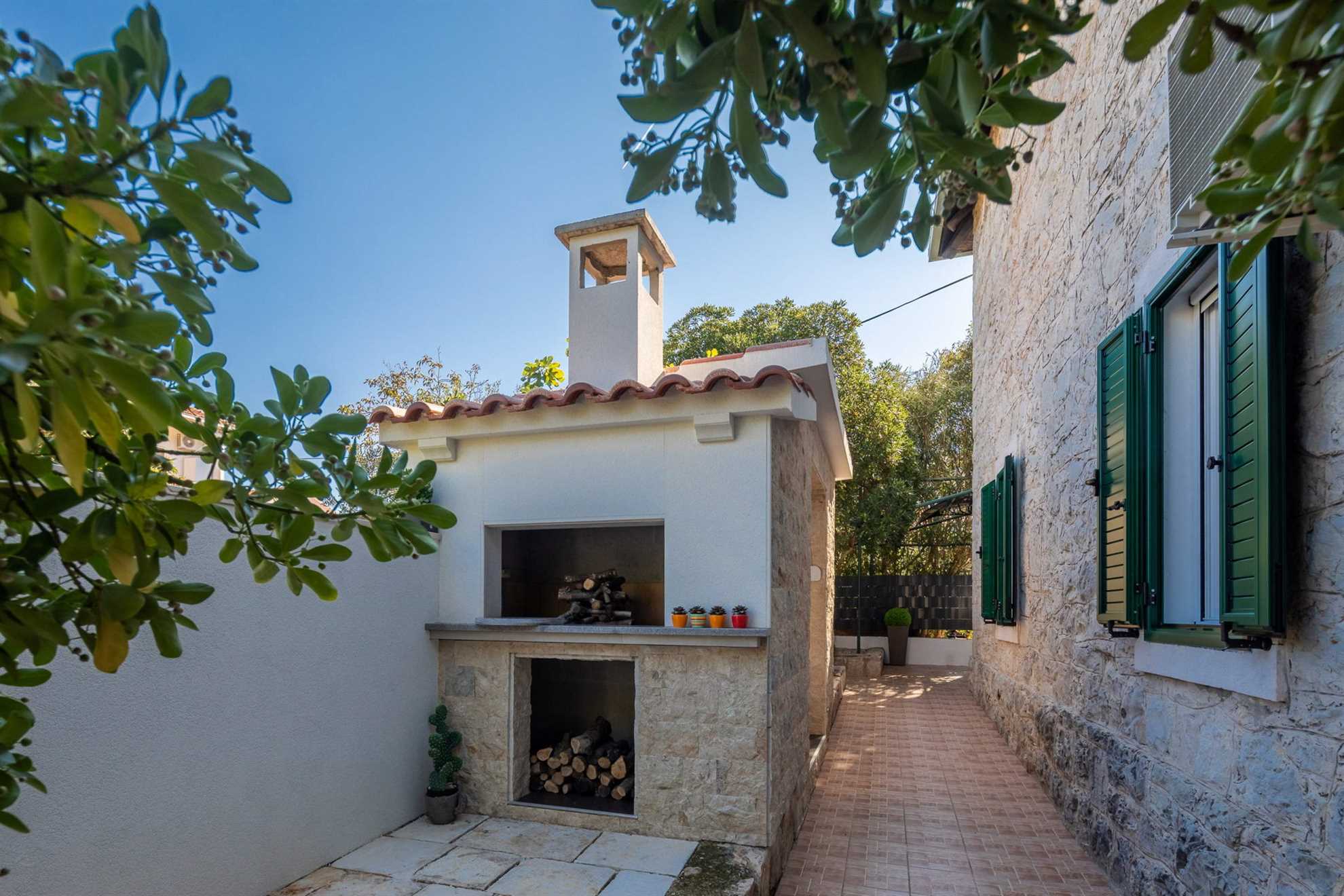 Luxury Villa Citadella with Pool
