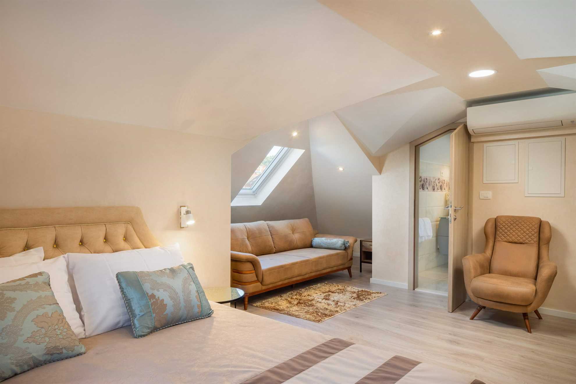 Luxury Villa Citadella with Pool