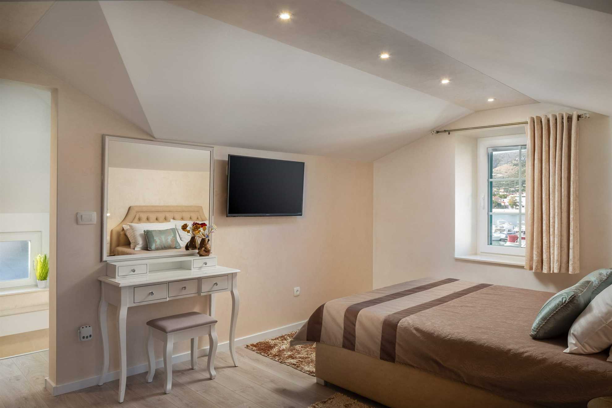 Luxury Villa Citadella with Pool