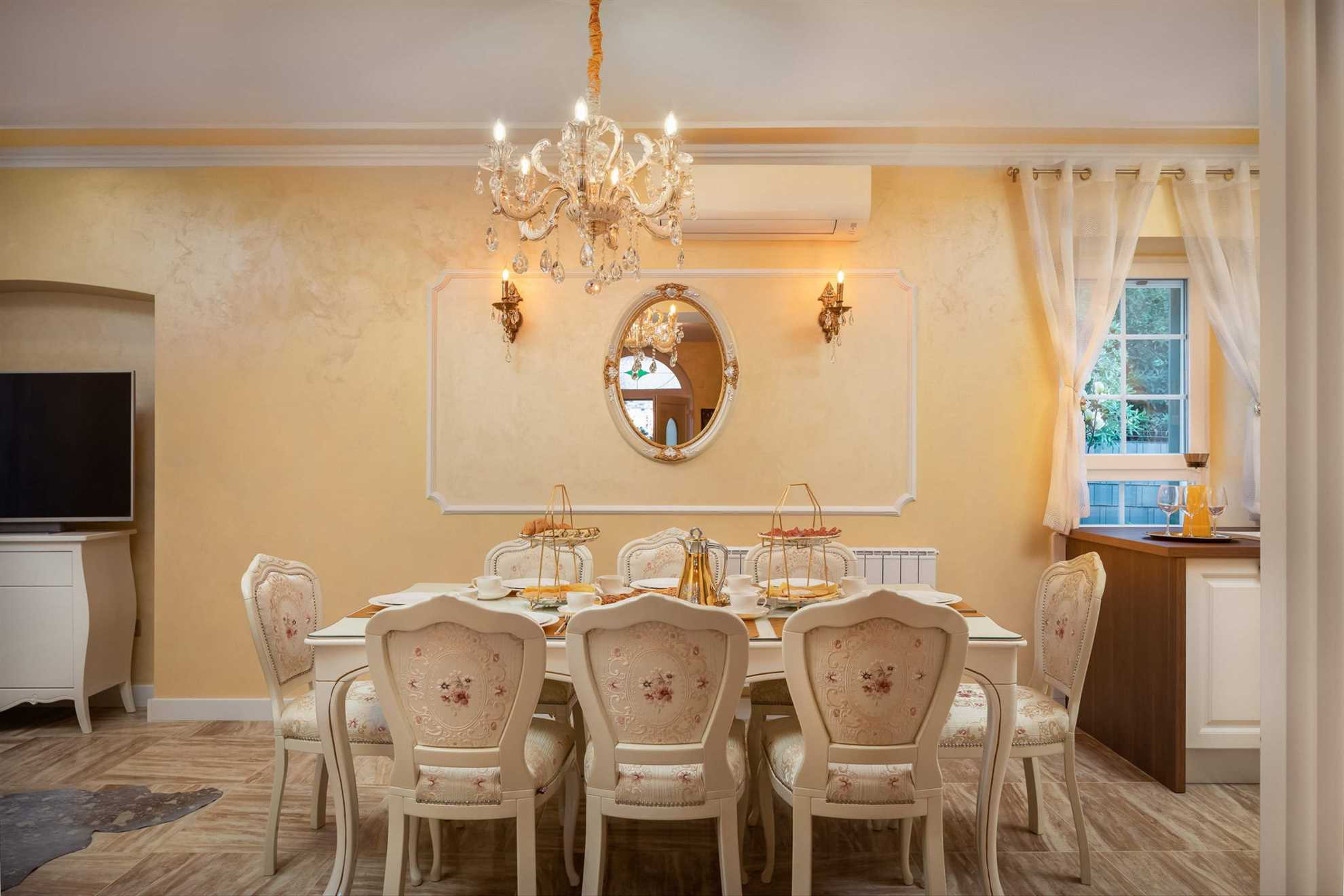 Luxury Villa Citadella with Pool