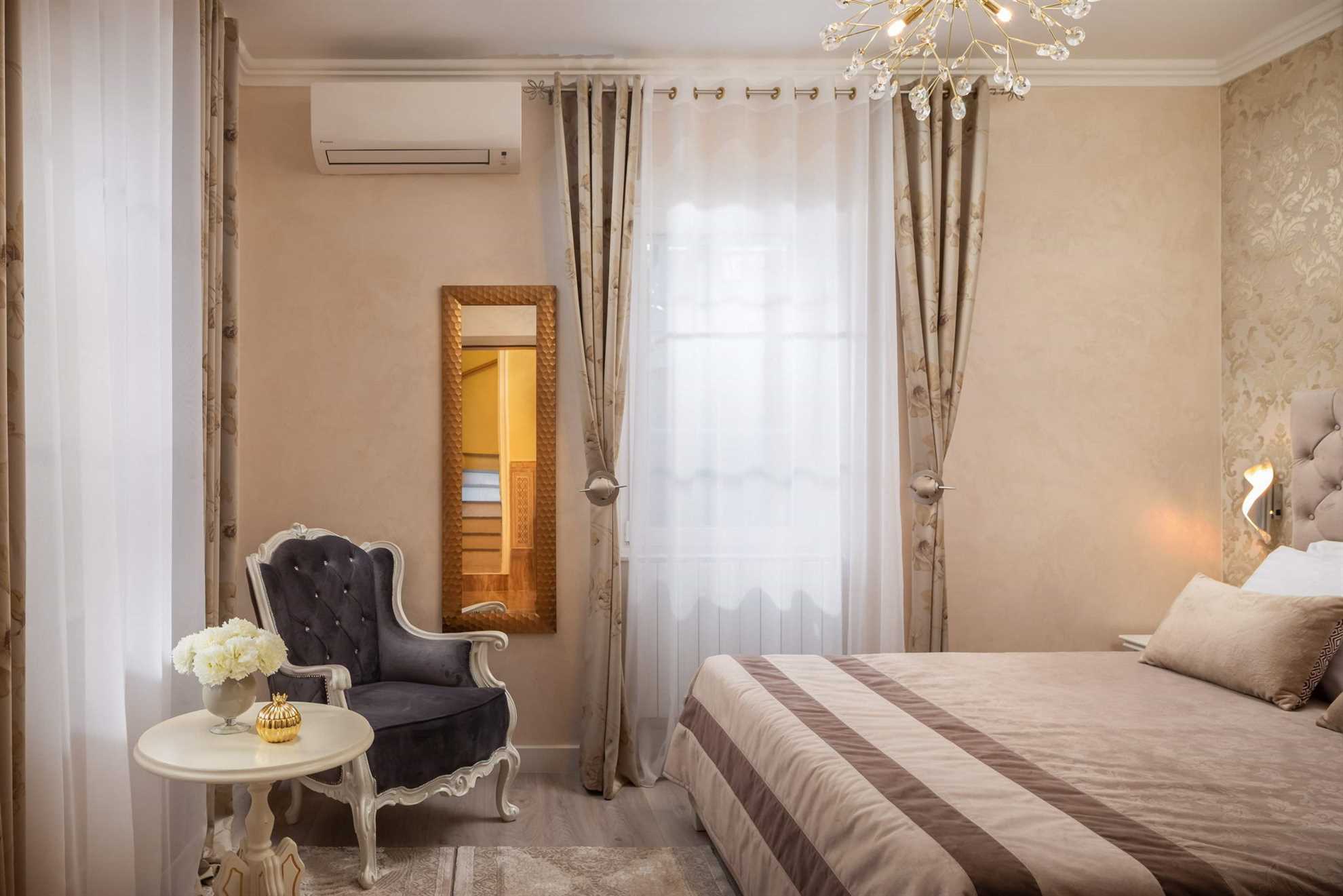 Luxury Villa Citadella with Pool