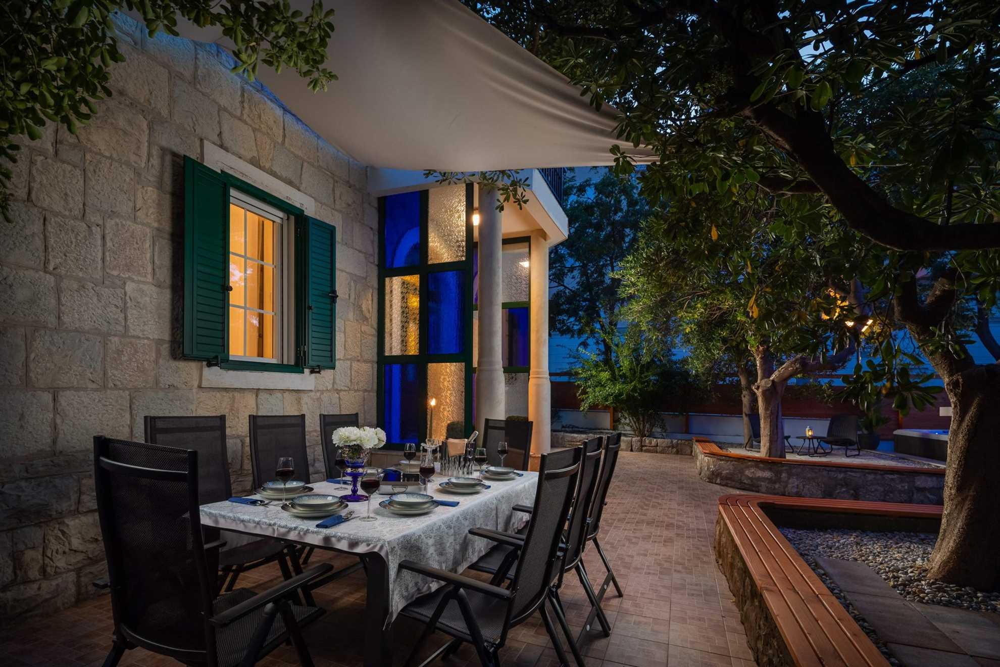 Luxury Villa Citadella with Pool