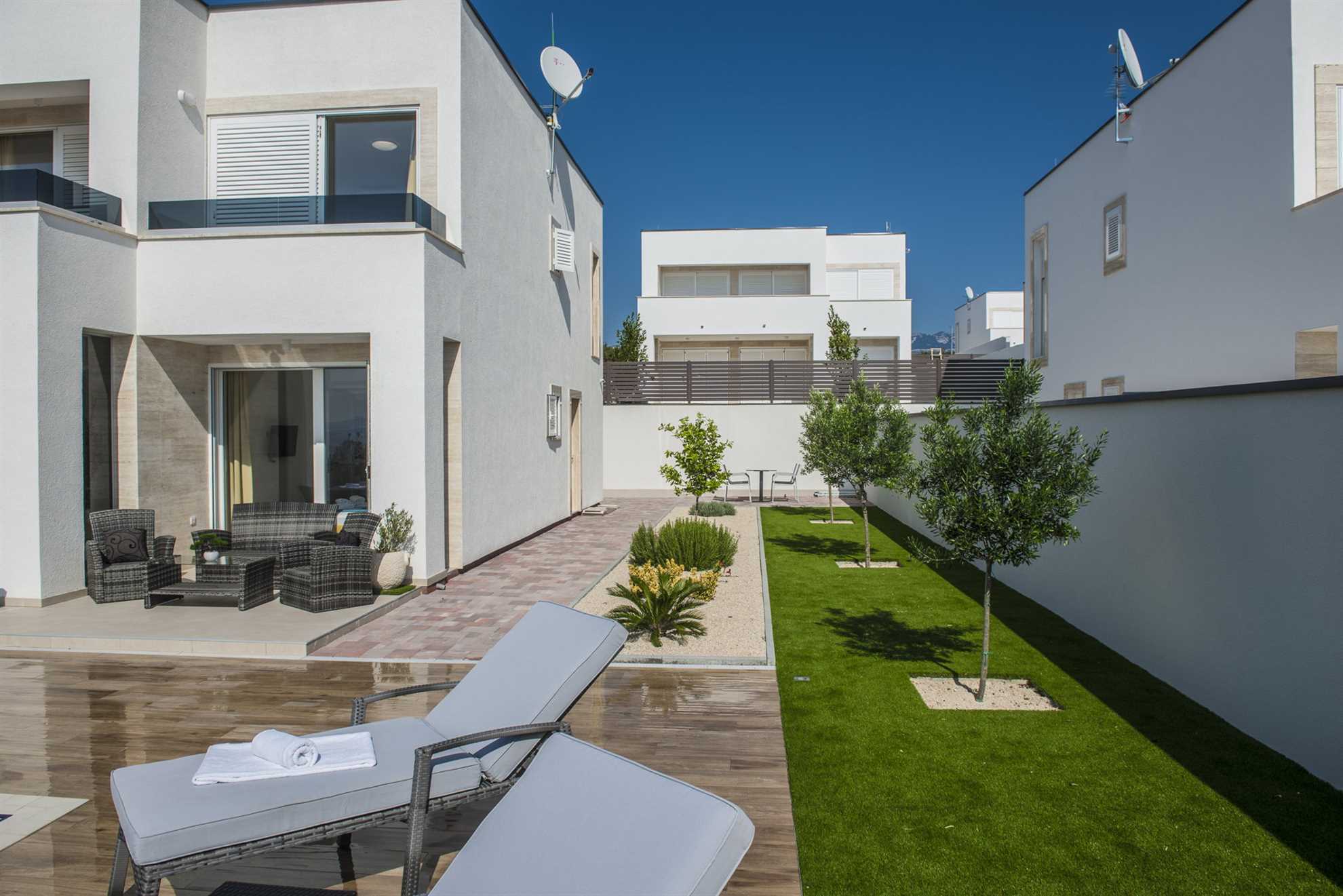 Villa Novalis with Pool I
