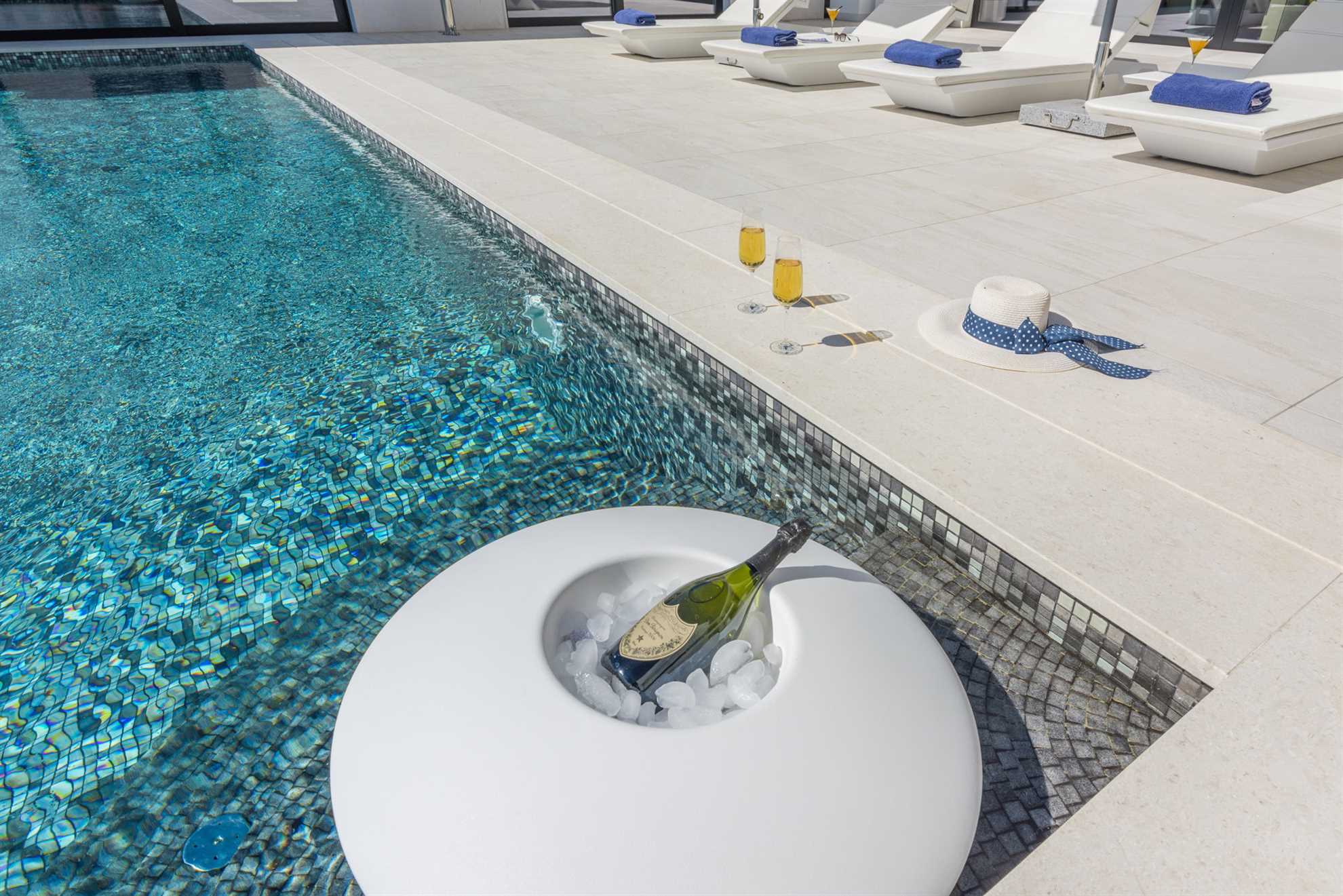 Luxury Villa La Bellissima with Pool