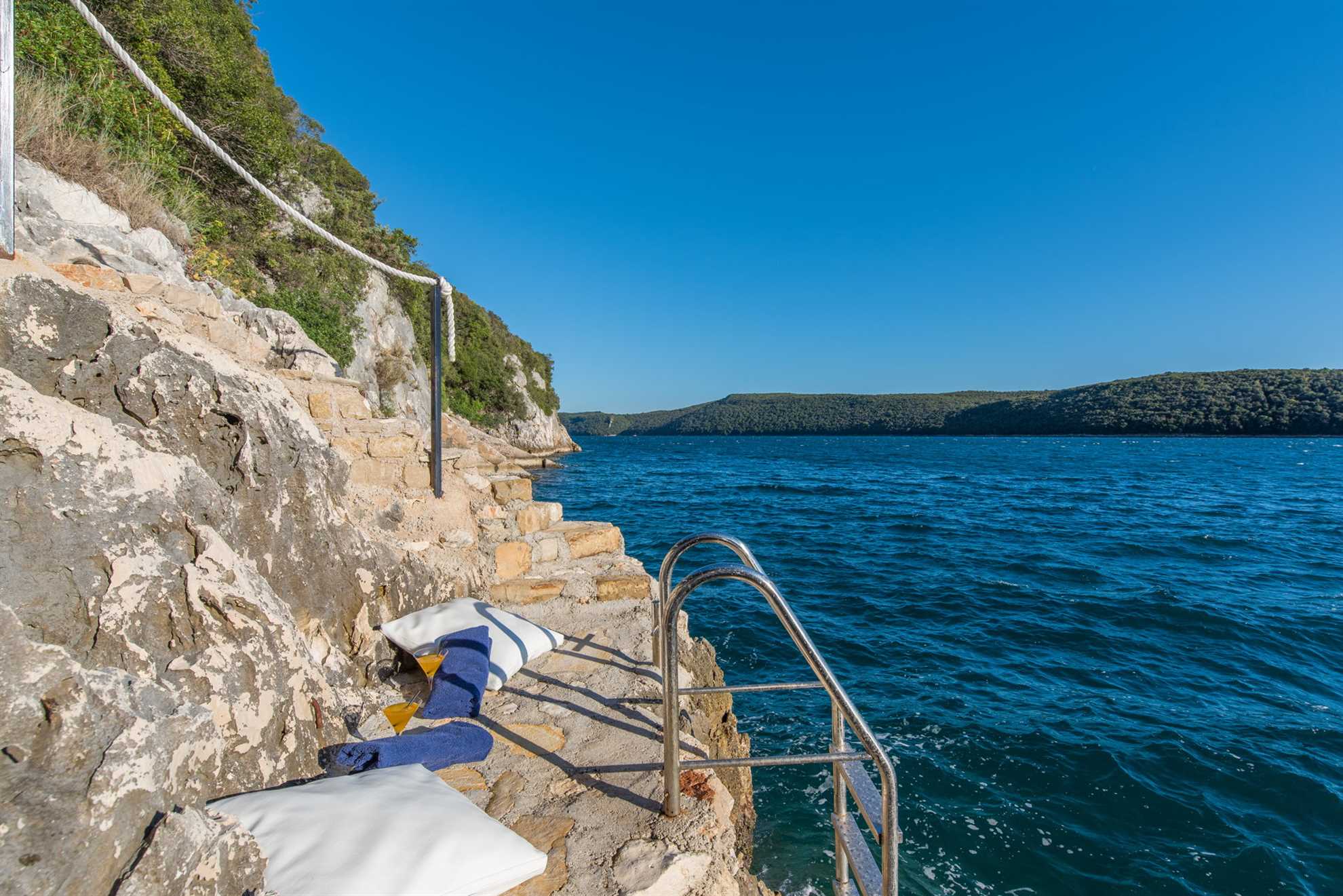 Luxury Villa La Bellissima with Pool