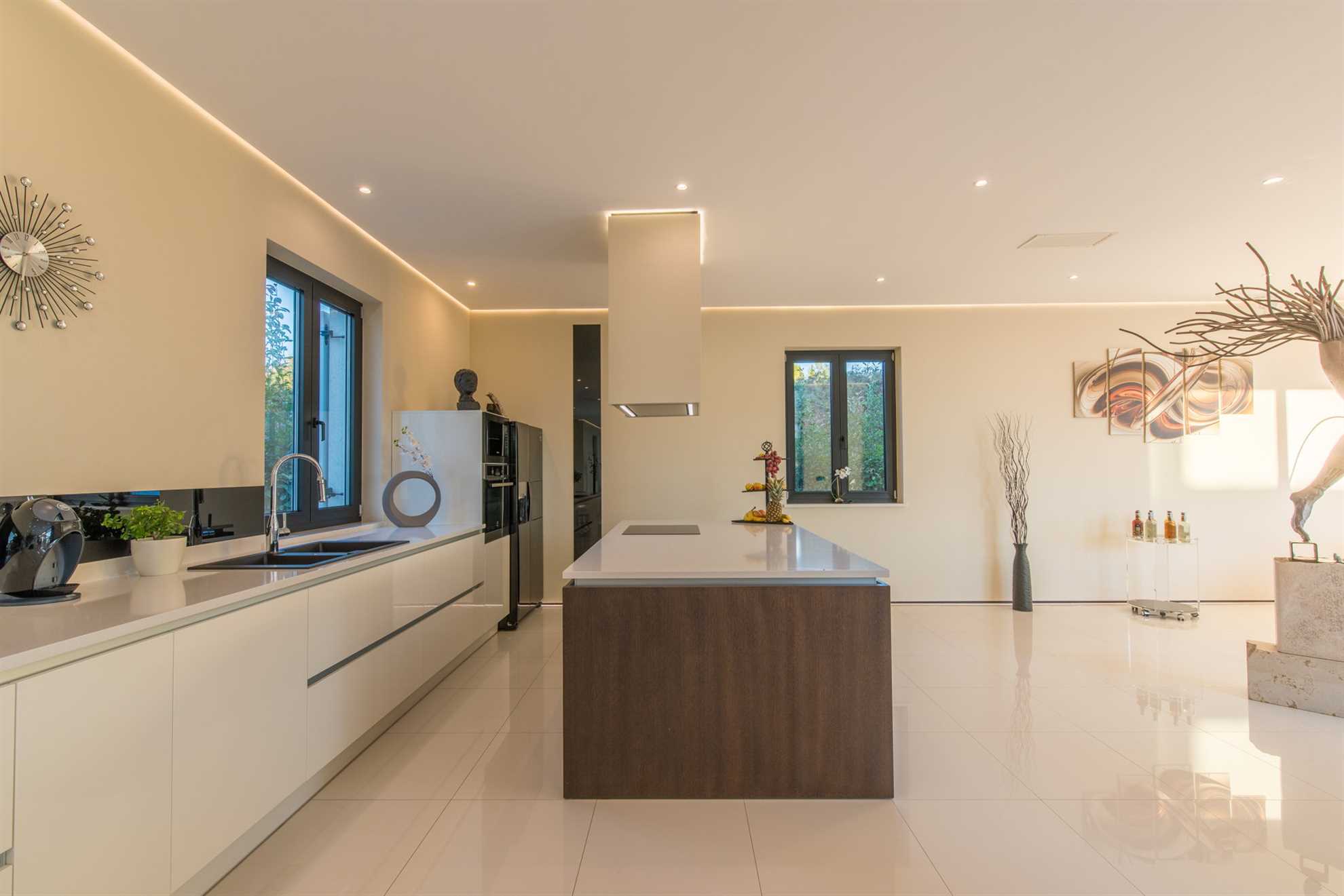 Luxury Villa La Bellissima with Pool