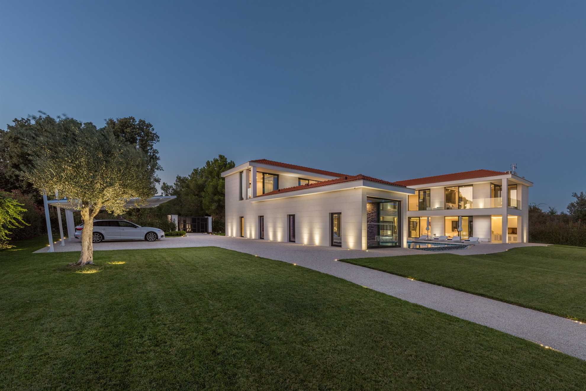 Luxury Villa La Bellissima with Pool