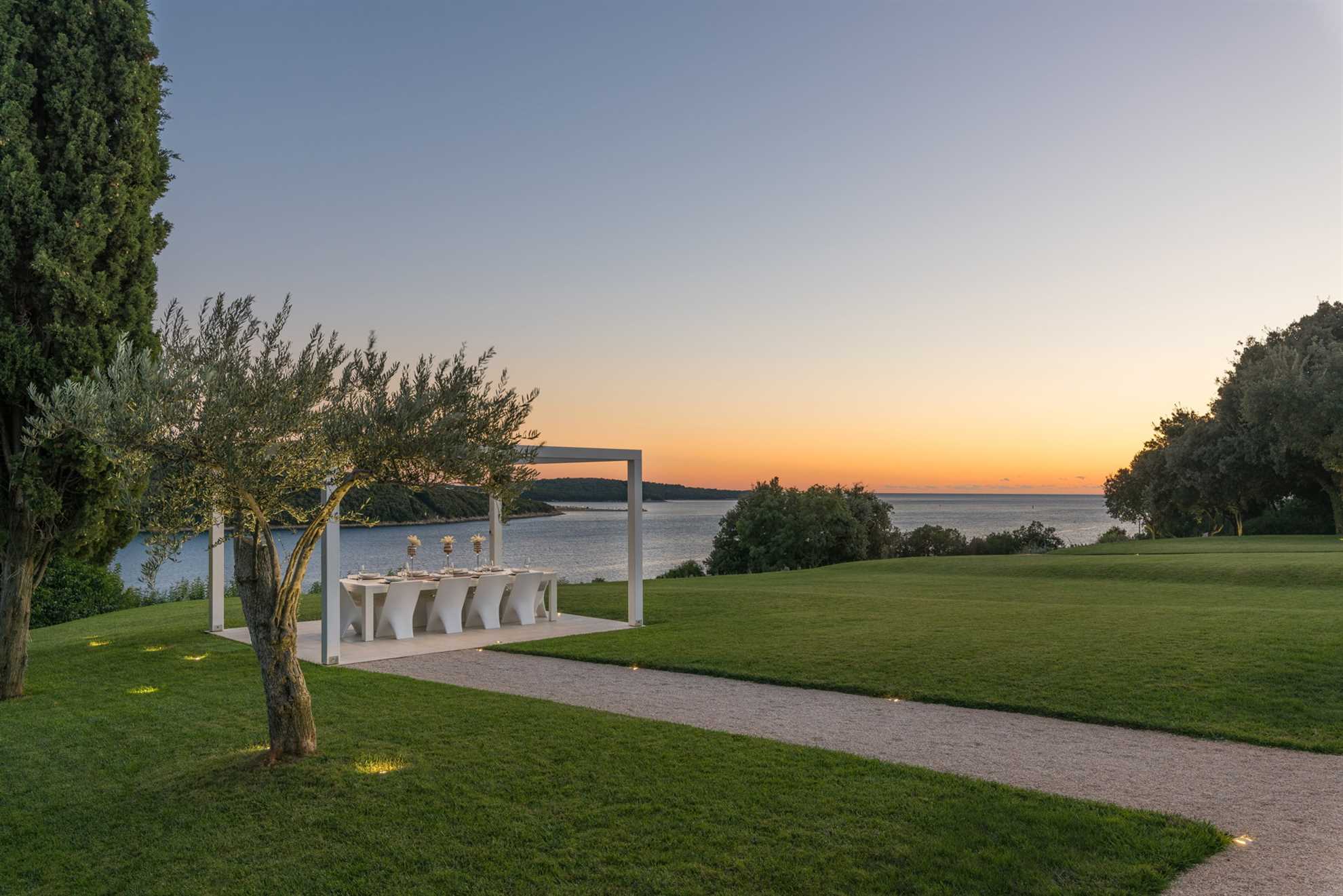 Luxury Villa La Bellissima with Pool