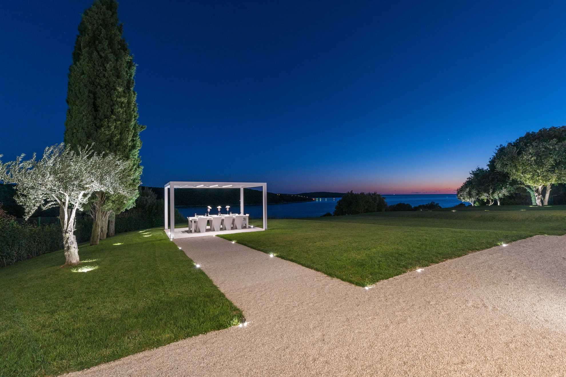 Luxury Villa La Bellissima with Pool