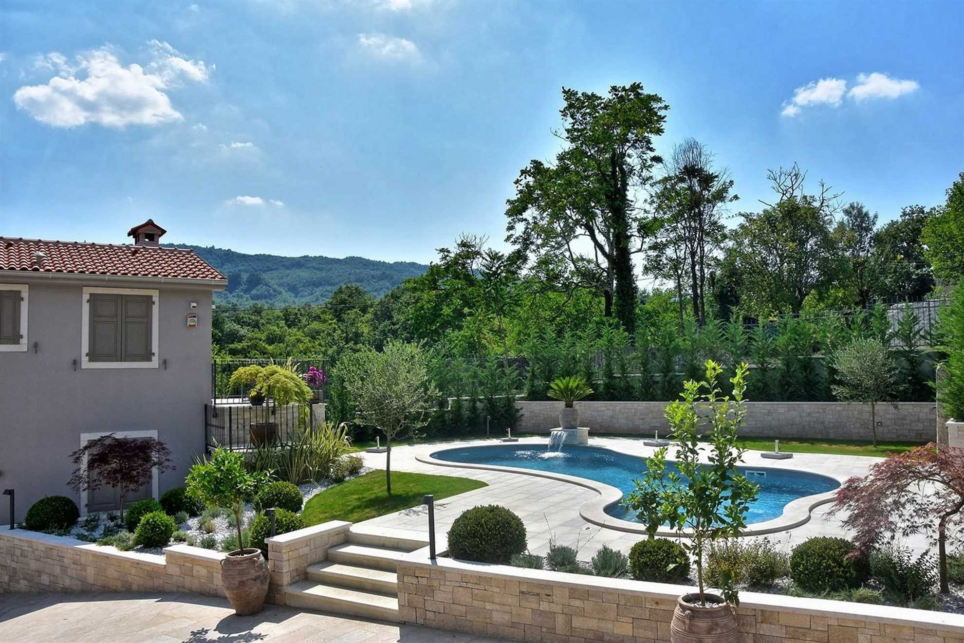 Villa Magica with Pool