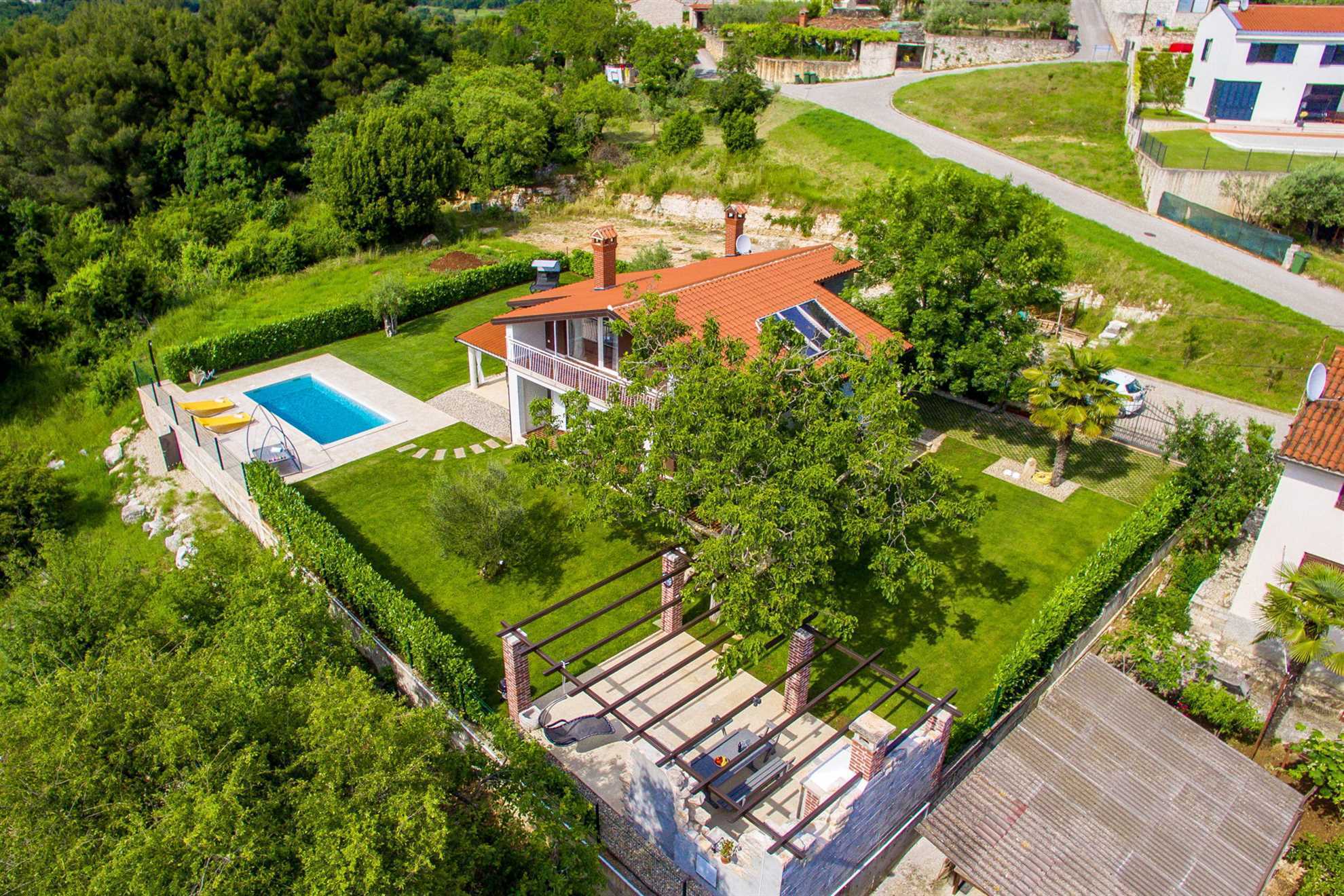 Holiday Home Cherry Hill with Pool