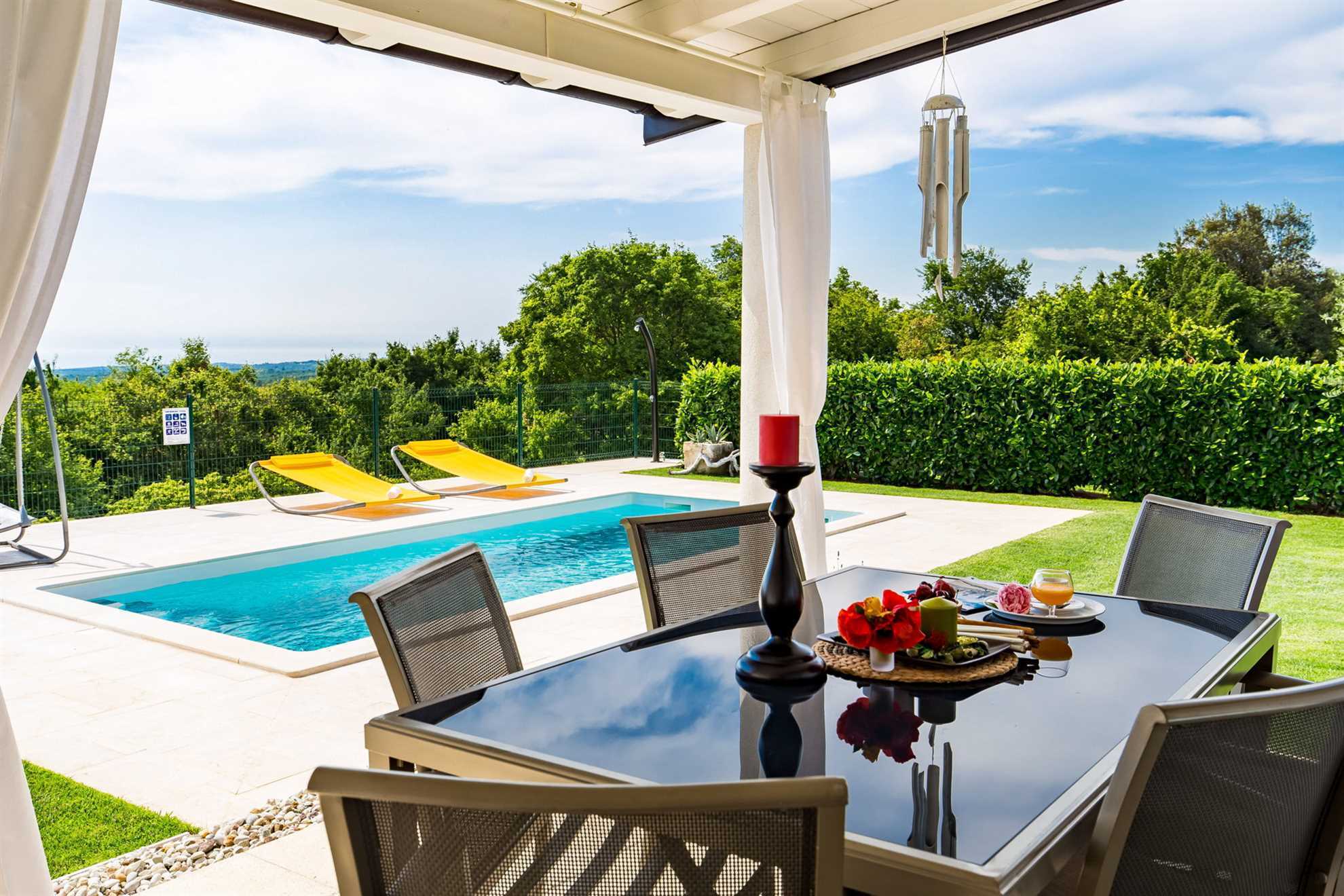 Holiday Home Cherry Hill with Pool