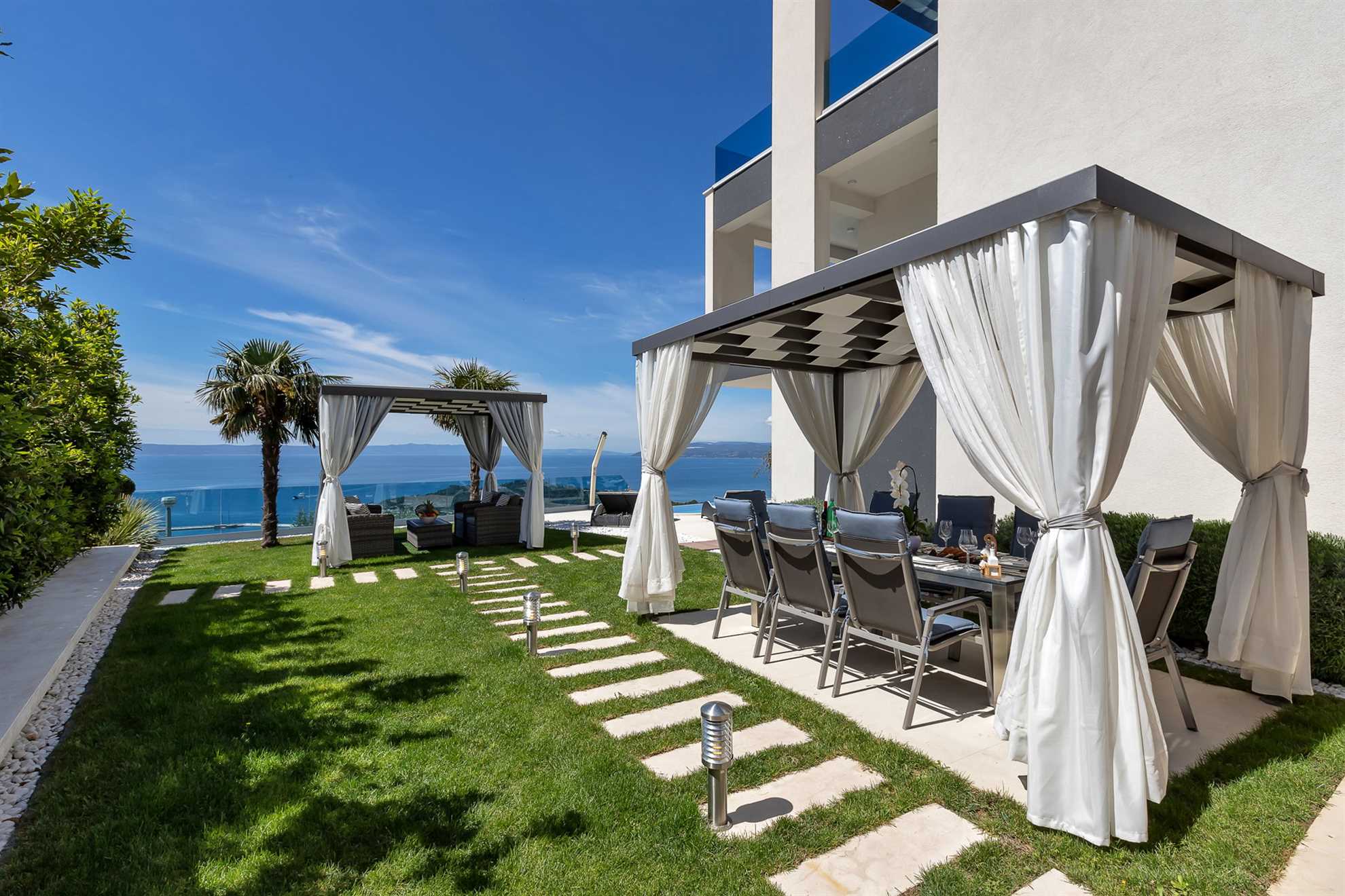 Luxury Villa Vision with Pool